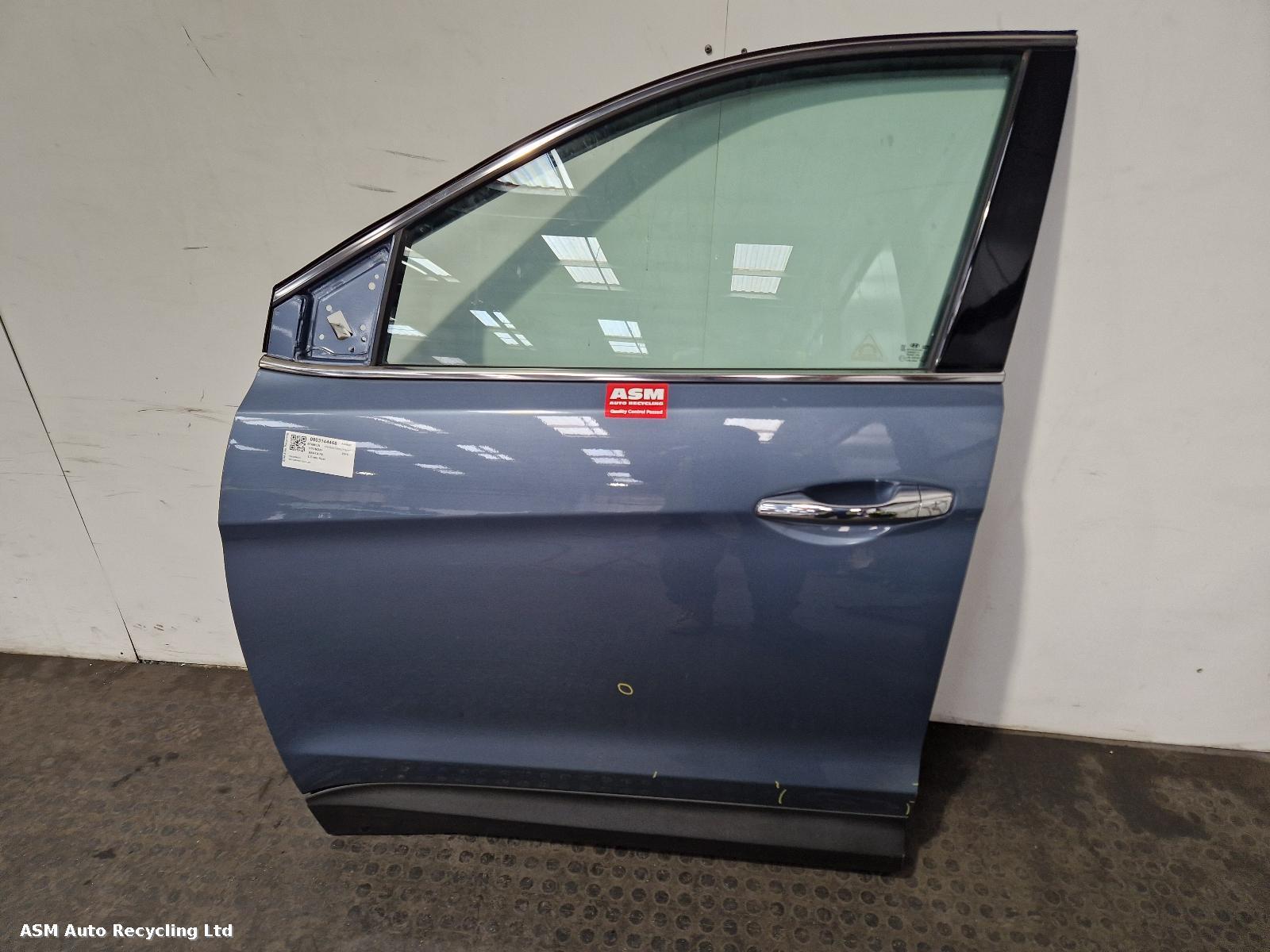 View Auto part L Front Door Hyundai Santa Fe 2016