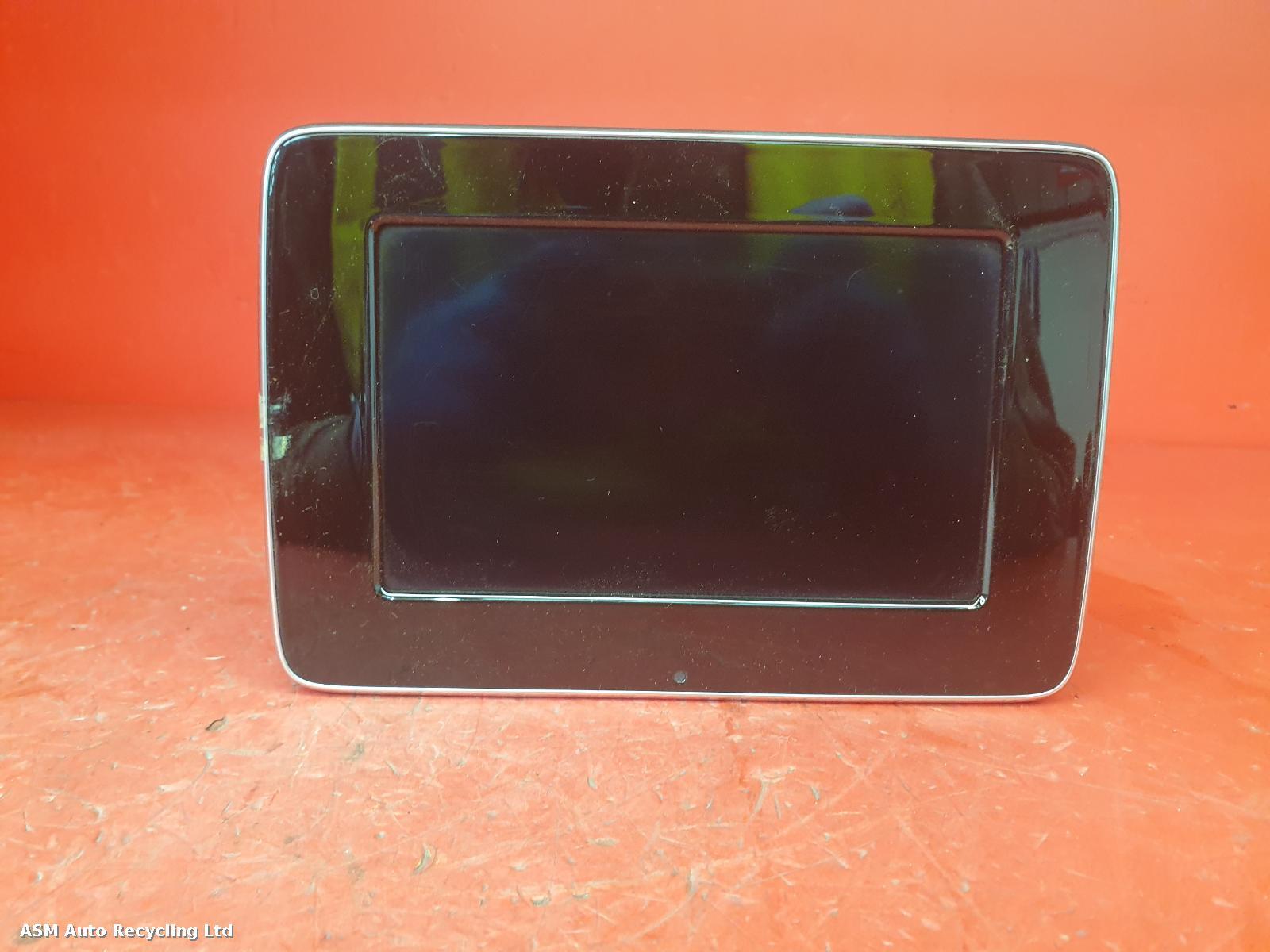 View Auto part Radio Display Mercedes Cla 2015