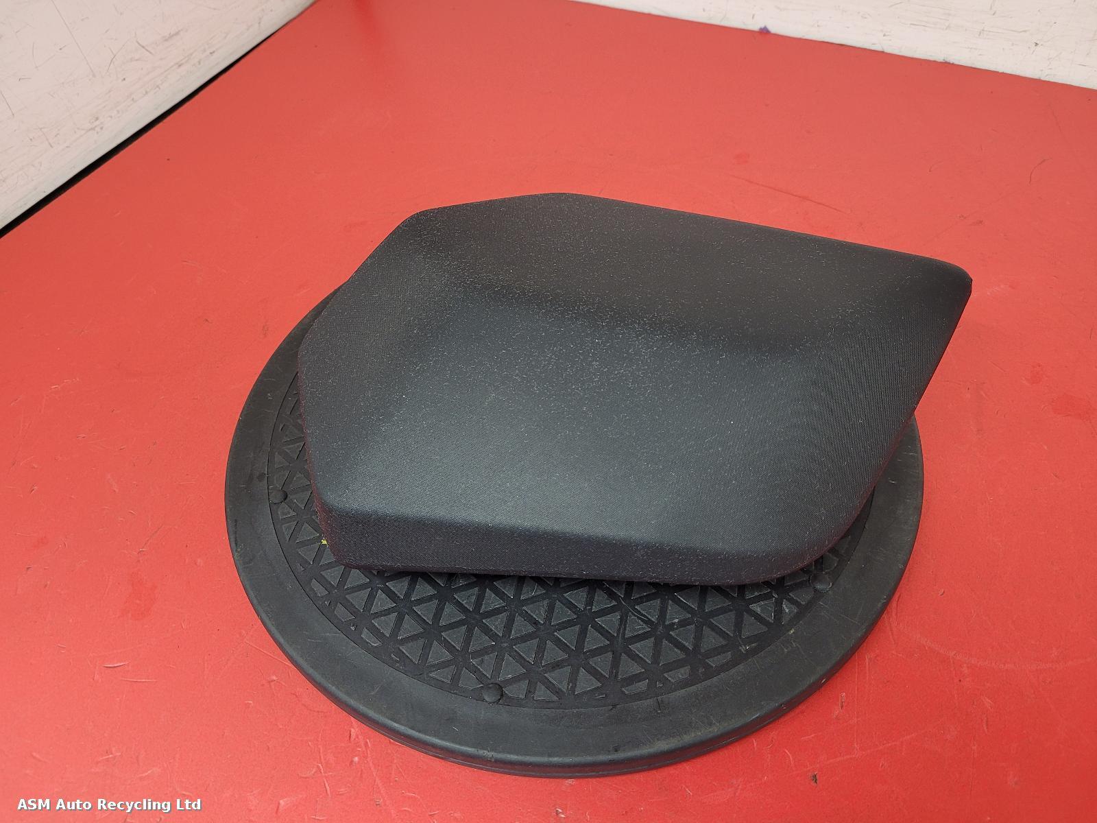 View Auto part Infill Panel Piaggio Mp3 530 Exclusive 2024