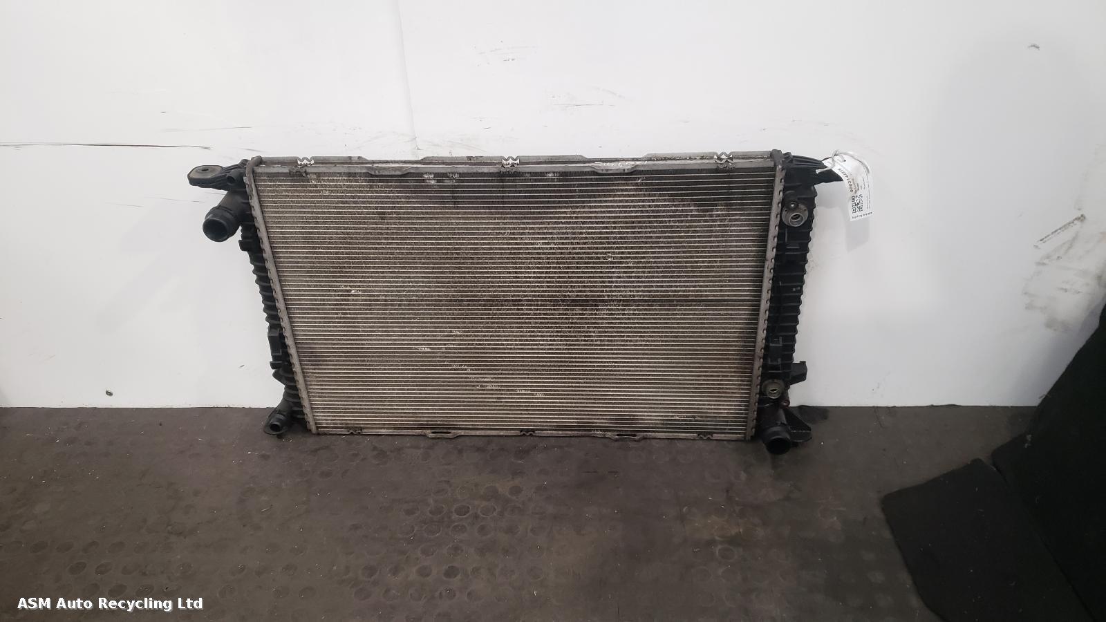 View Auto part Radiator Audi Q5 2013