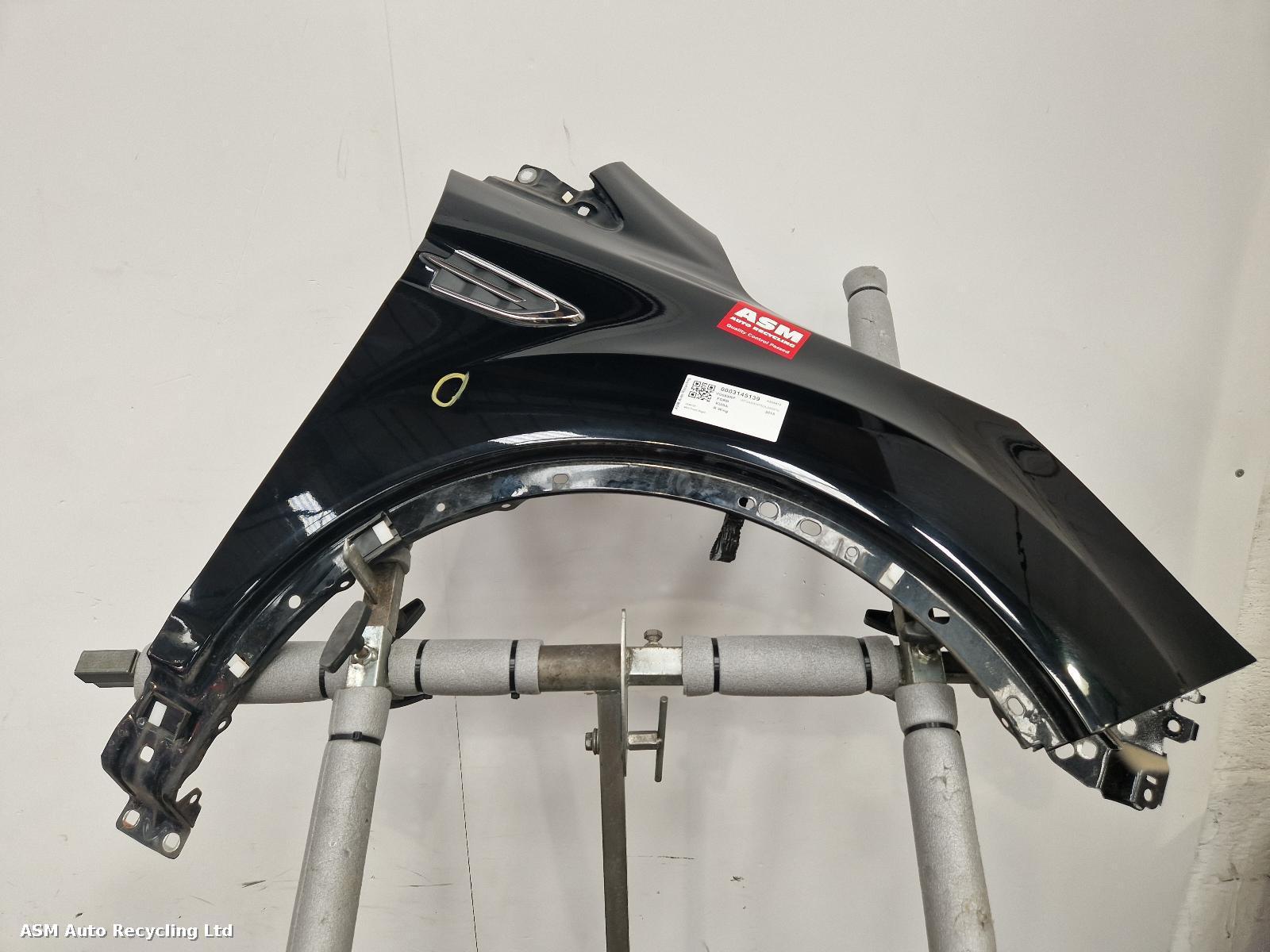 View Auto part R Wing Ford Kuga 2018