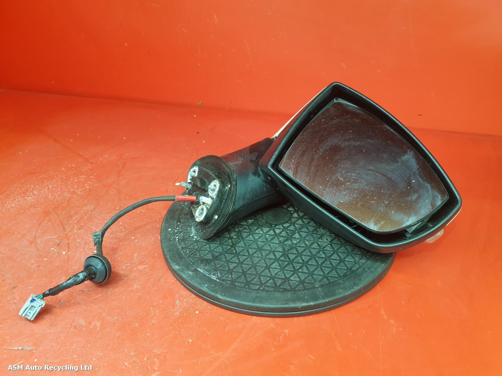 View Auto part R Door Mirror Ford Ecosport 2014
