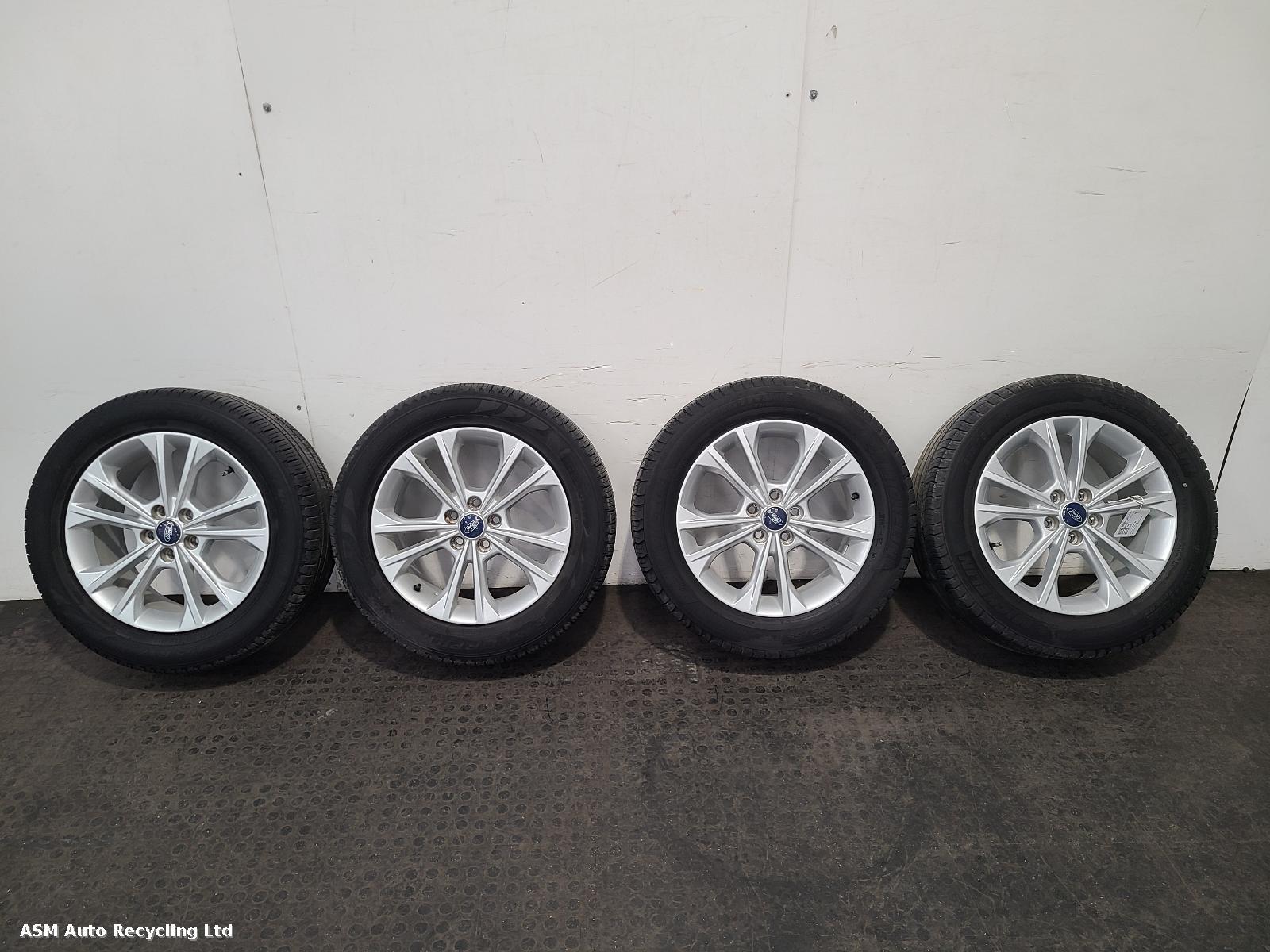 View Auto part Wheel Set Ford Kuga 2018