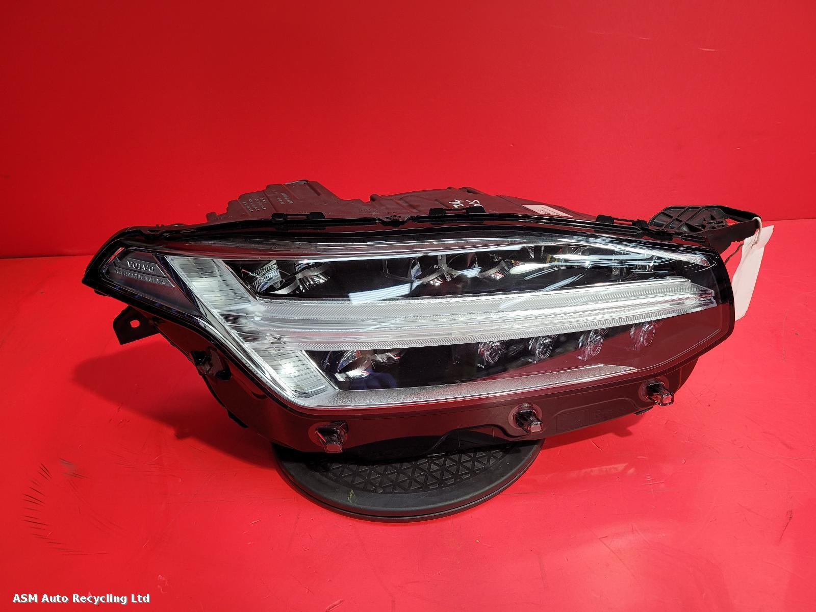 View Auto part R Headlamp Volvo Xc90 2021