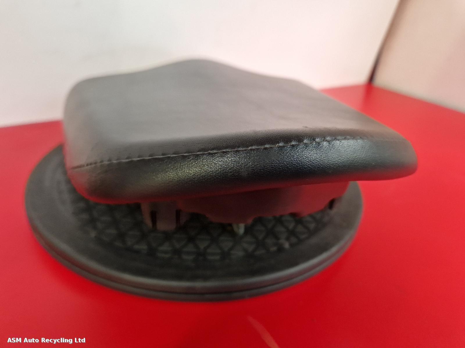View Auto part 2nd Seat (Rear Seat) Honda Cbr 125 R-f 2018
