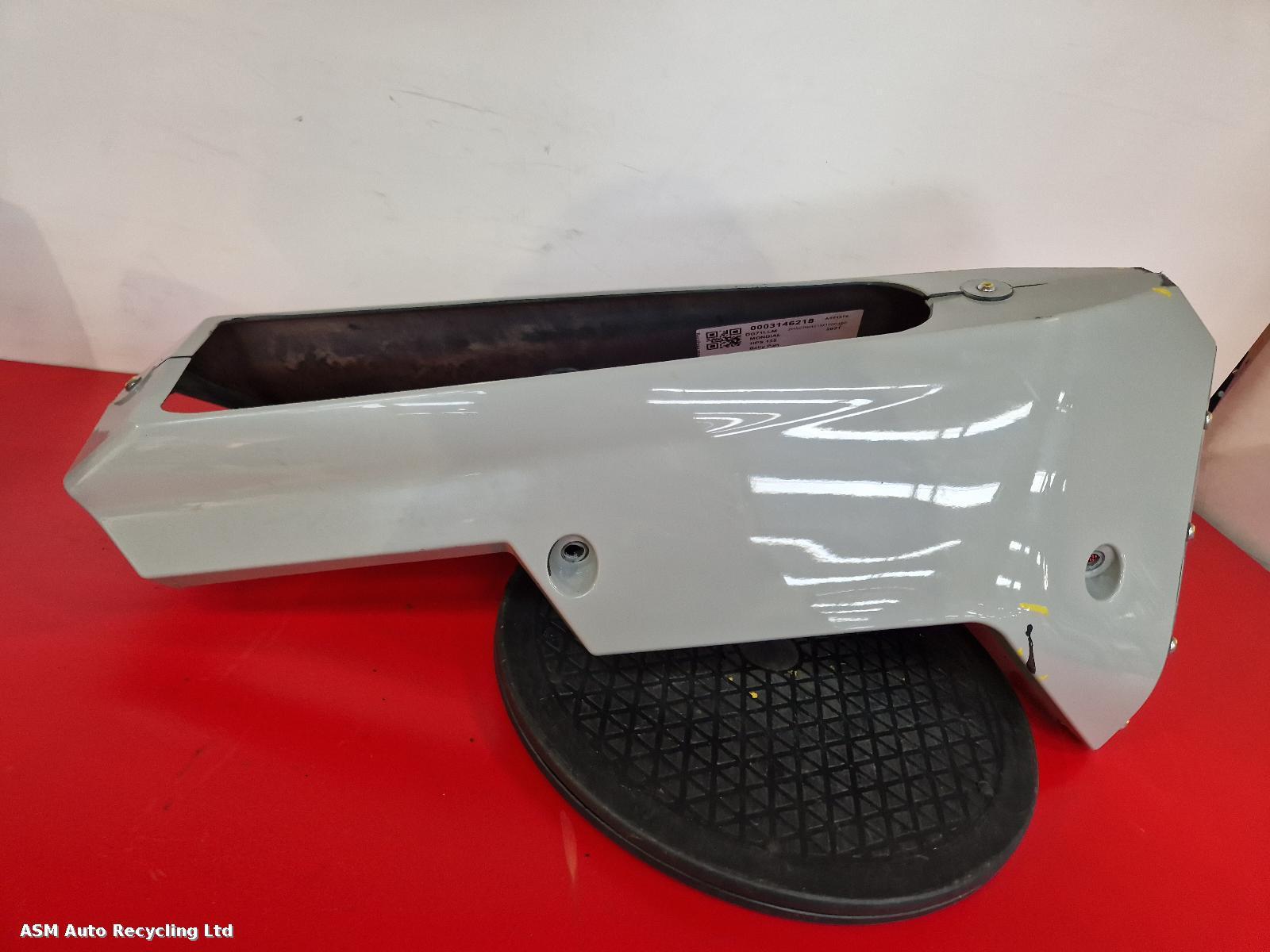 View Auto part Belly Pan Mondial Hps 125 2021