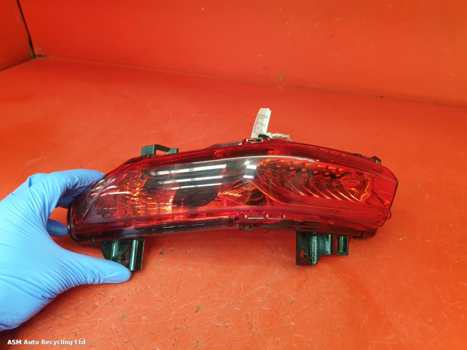 View Auto part Taillight Piaggio Mp3 500 Ie Sport 2016