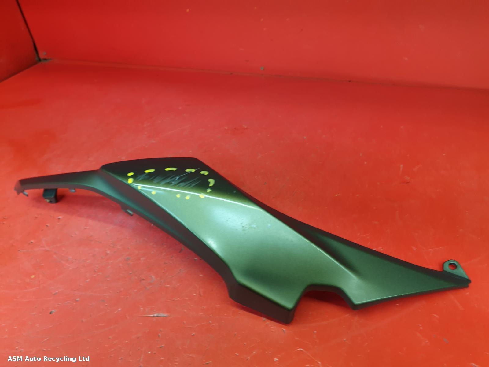 View Auto part Seat Cowl Kawasaki Er 6f 2017