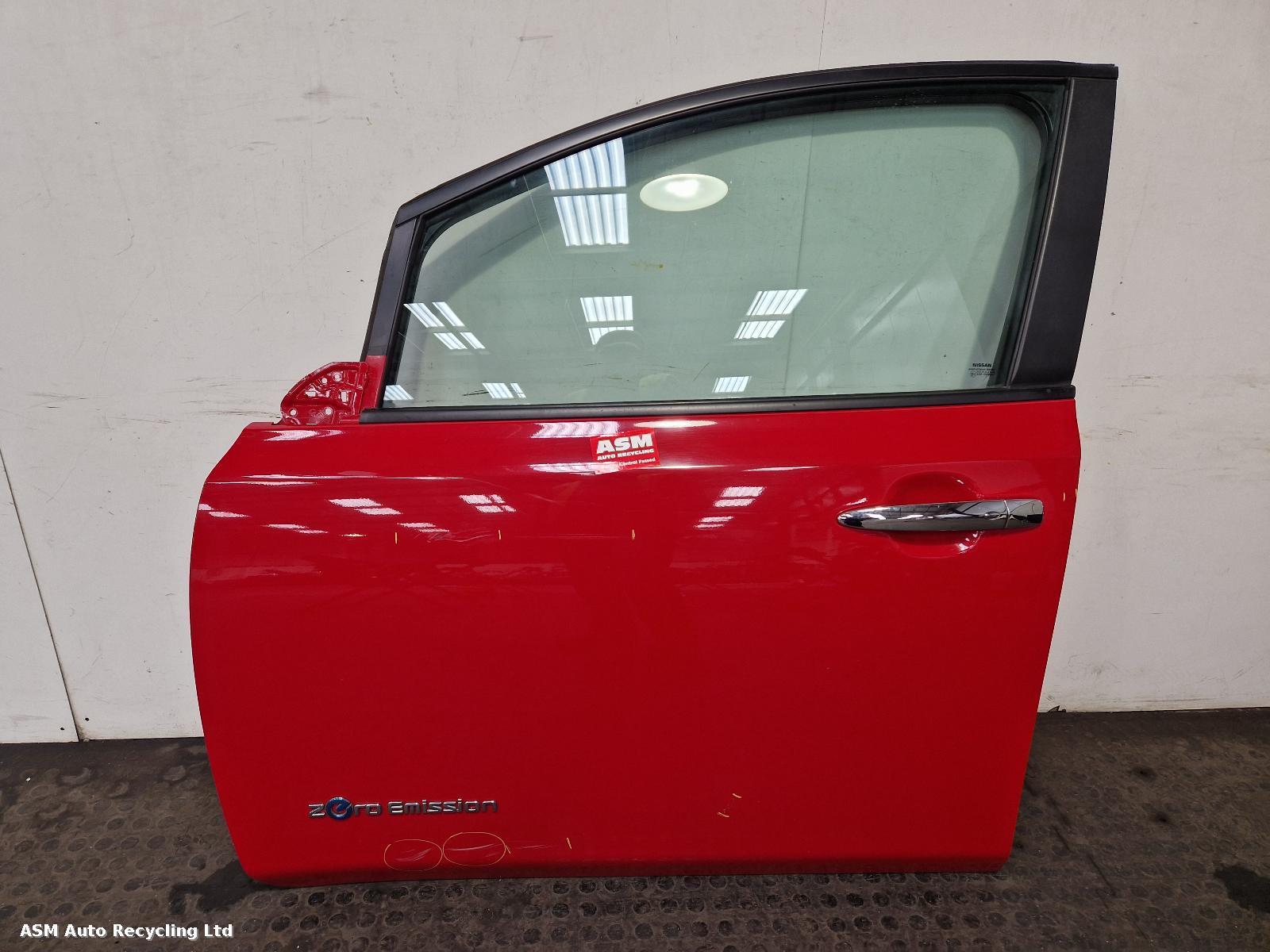 View Auto part L Front Door Nissan Leaf 2017