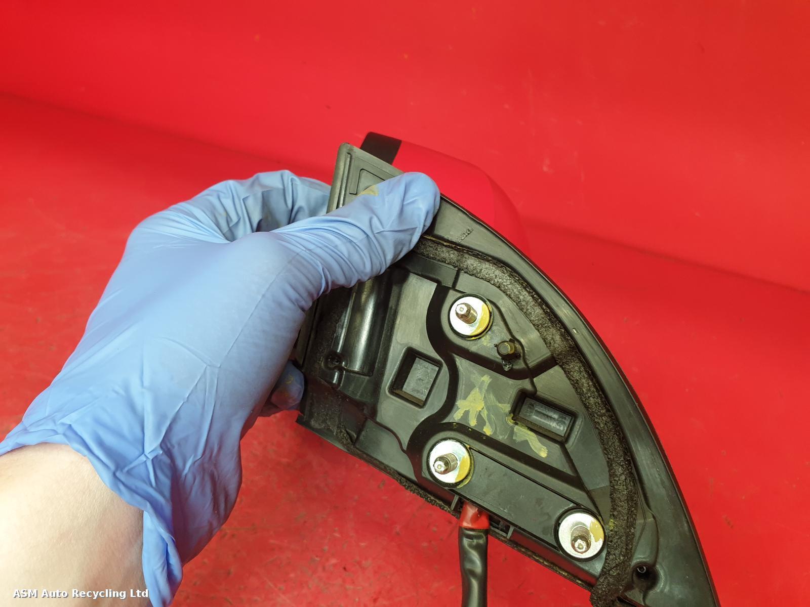 View Auto part L Door Mirror Nissan Leaf 2017