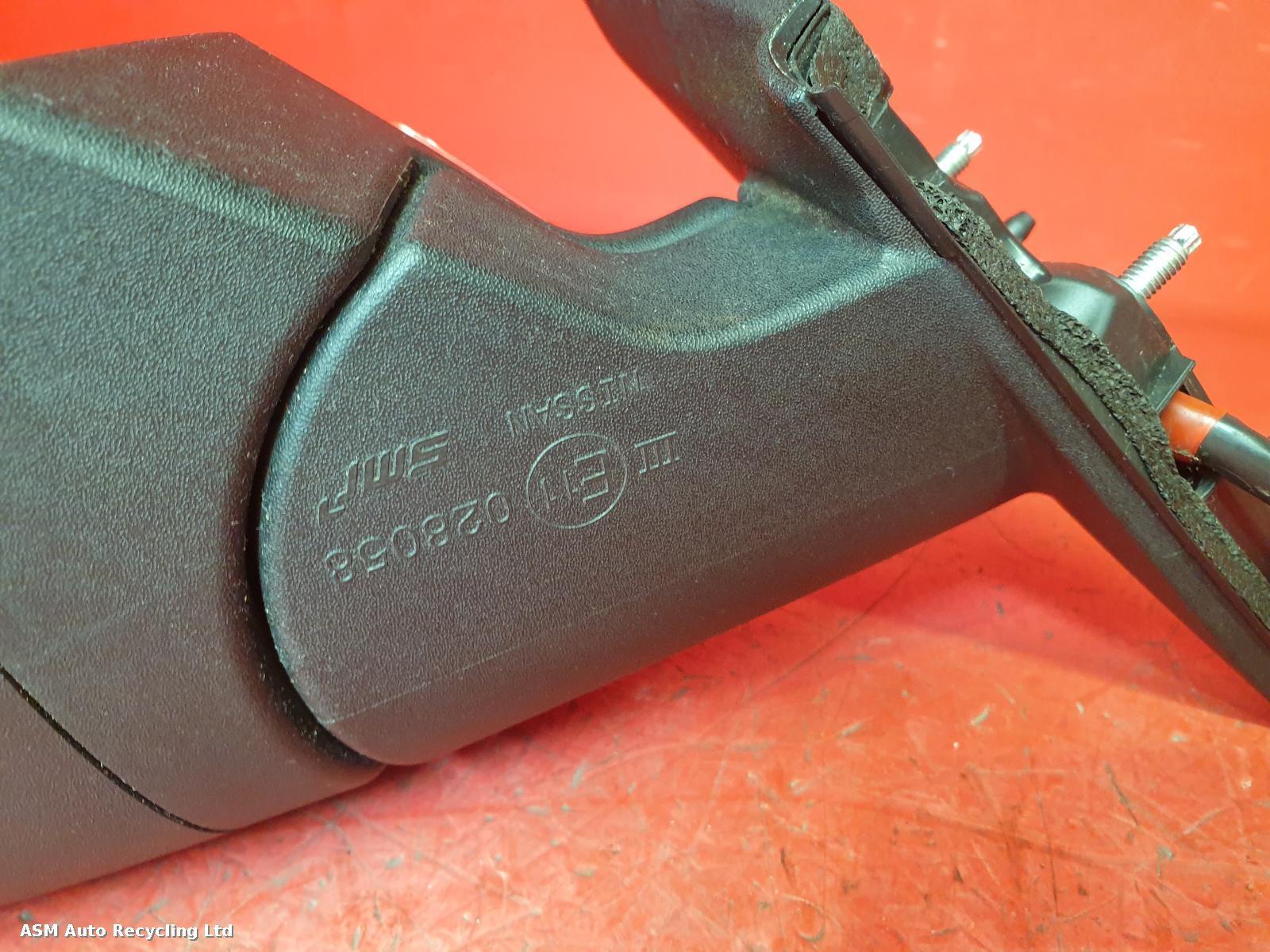 View Auto part L Door Mirror Nissan Leaf 2017