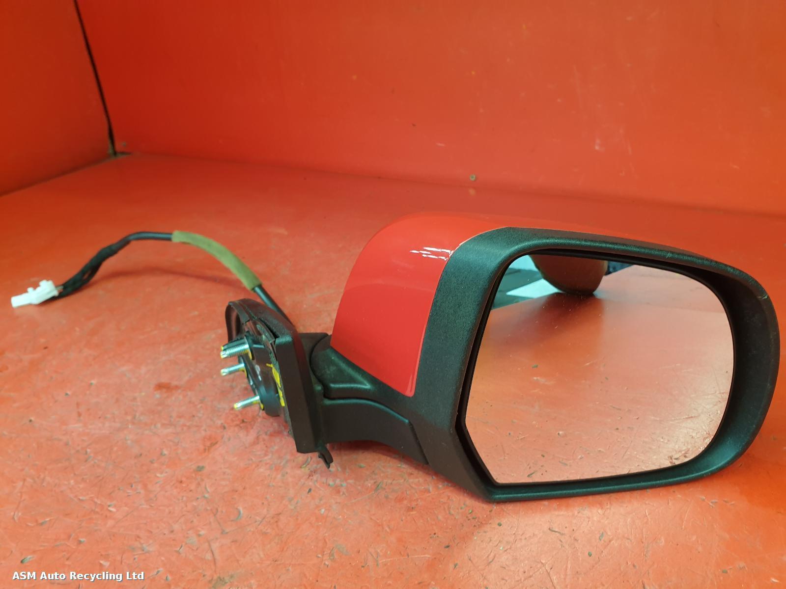 View Auto part R Door Mirror Nissan Leaf 2017