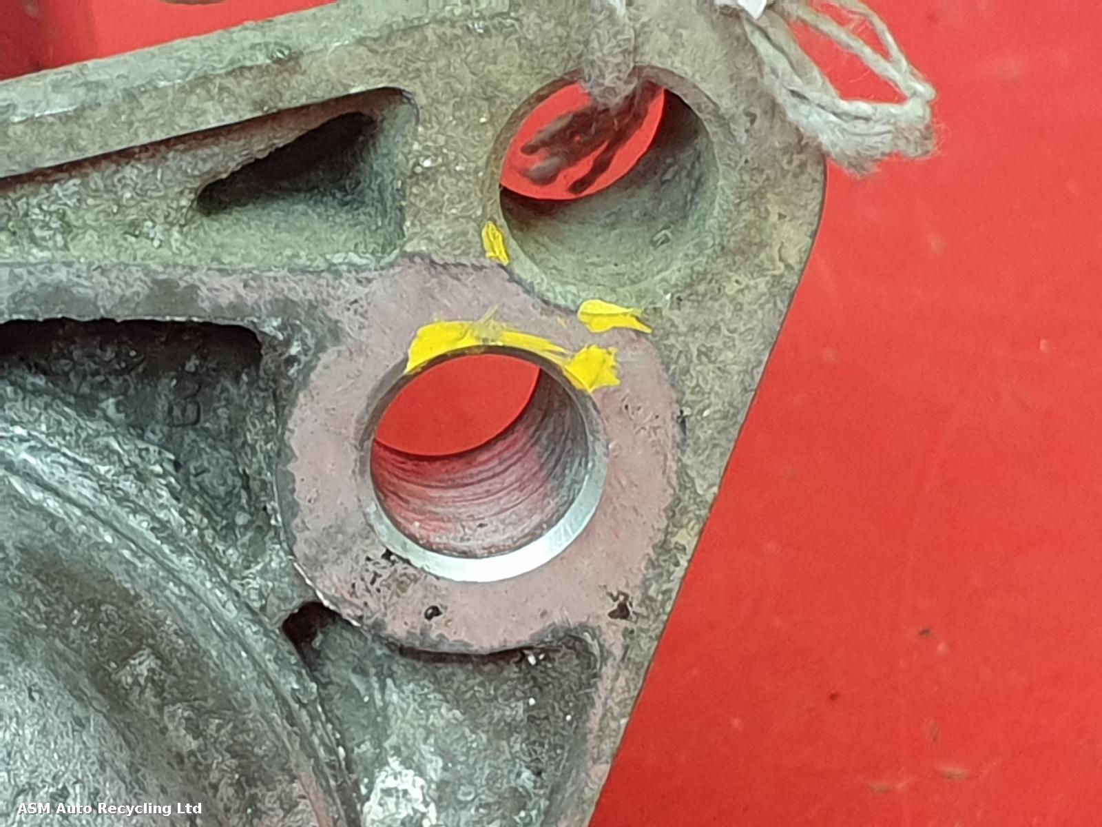 View Auto part Starter Motor Volkswagen Caddy 2011