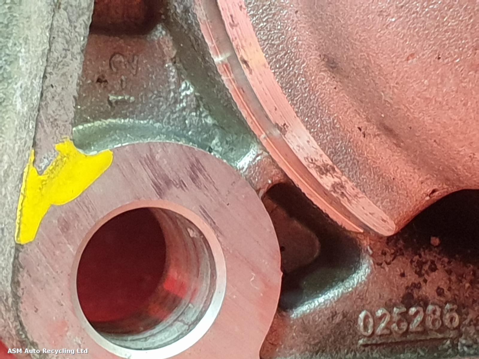View Auto part Starter Motor Volkswagen Caddy 2011