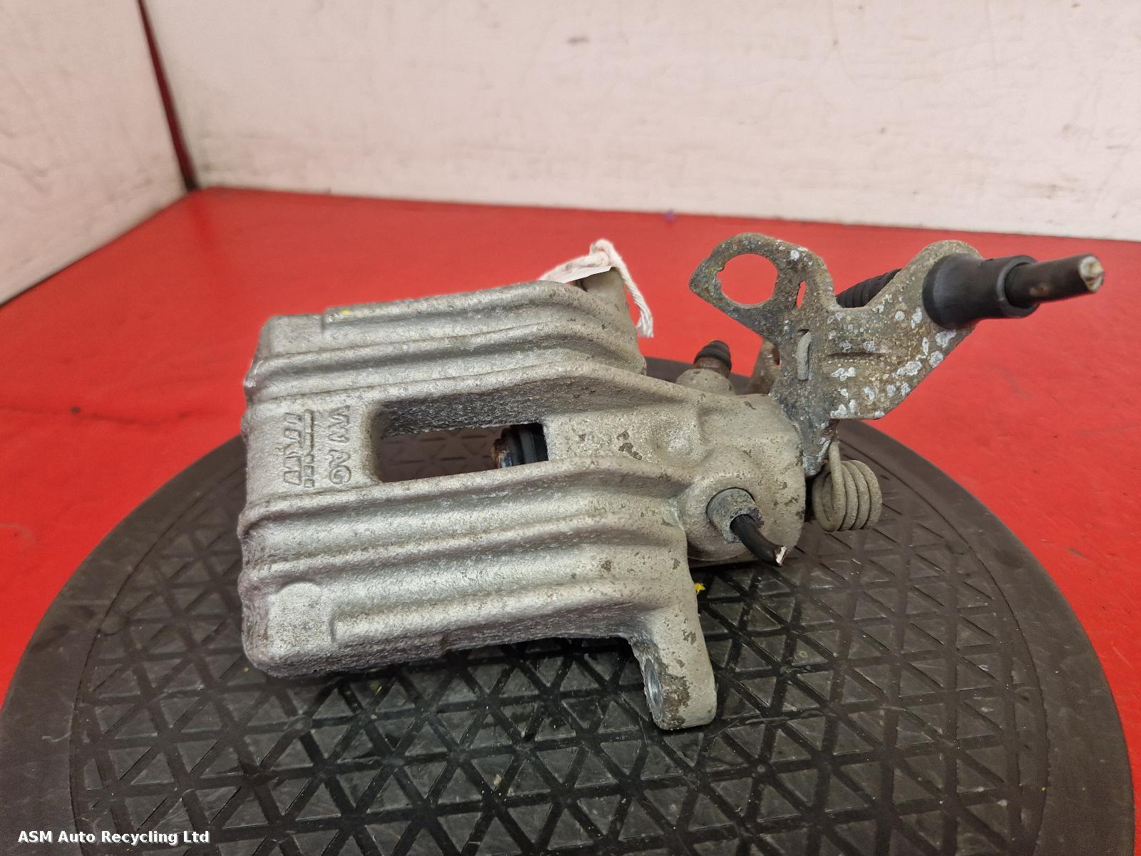 View Auto part Caliper Volkswagen Golf 2011