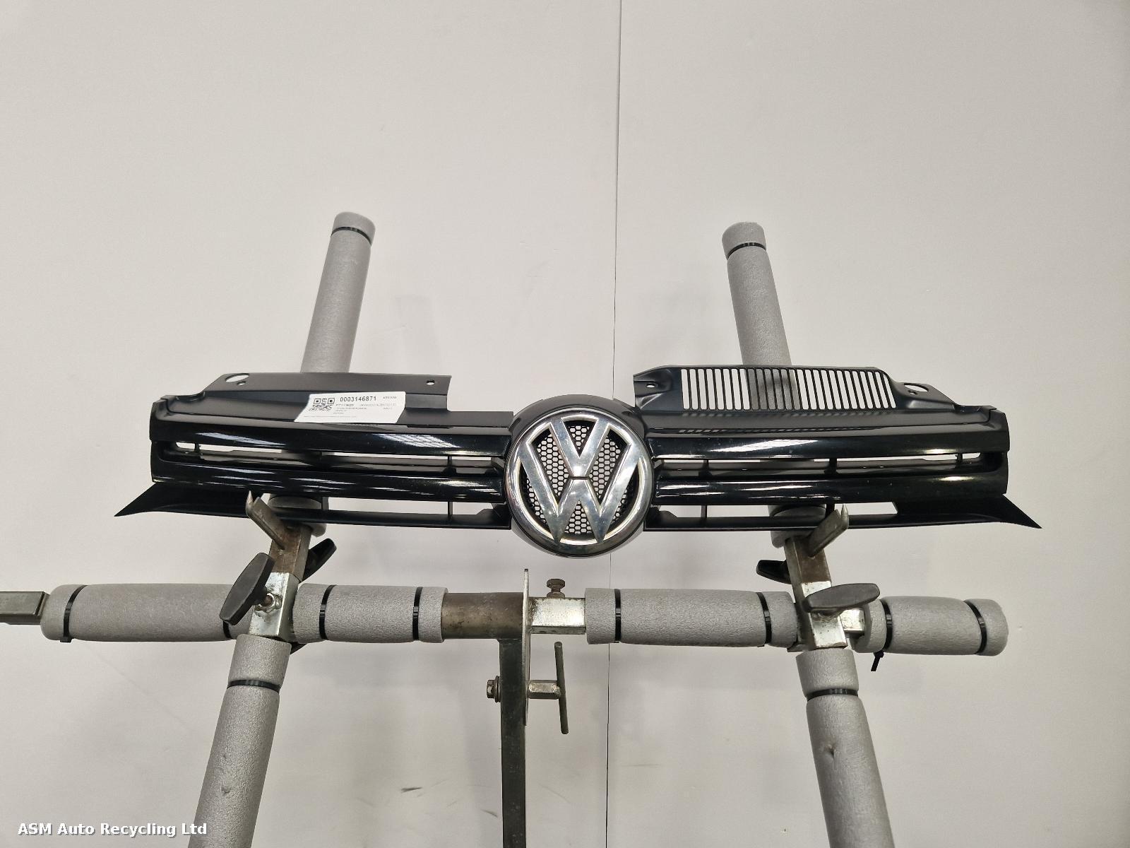 View Auto part Grille Volkswagen Golf 2011