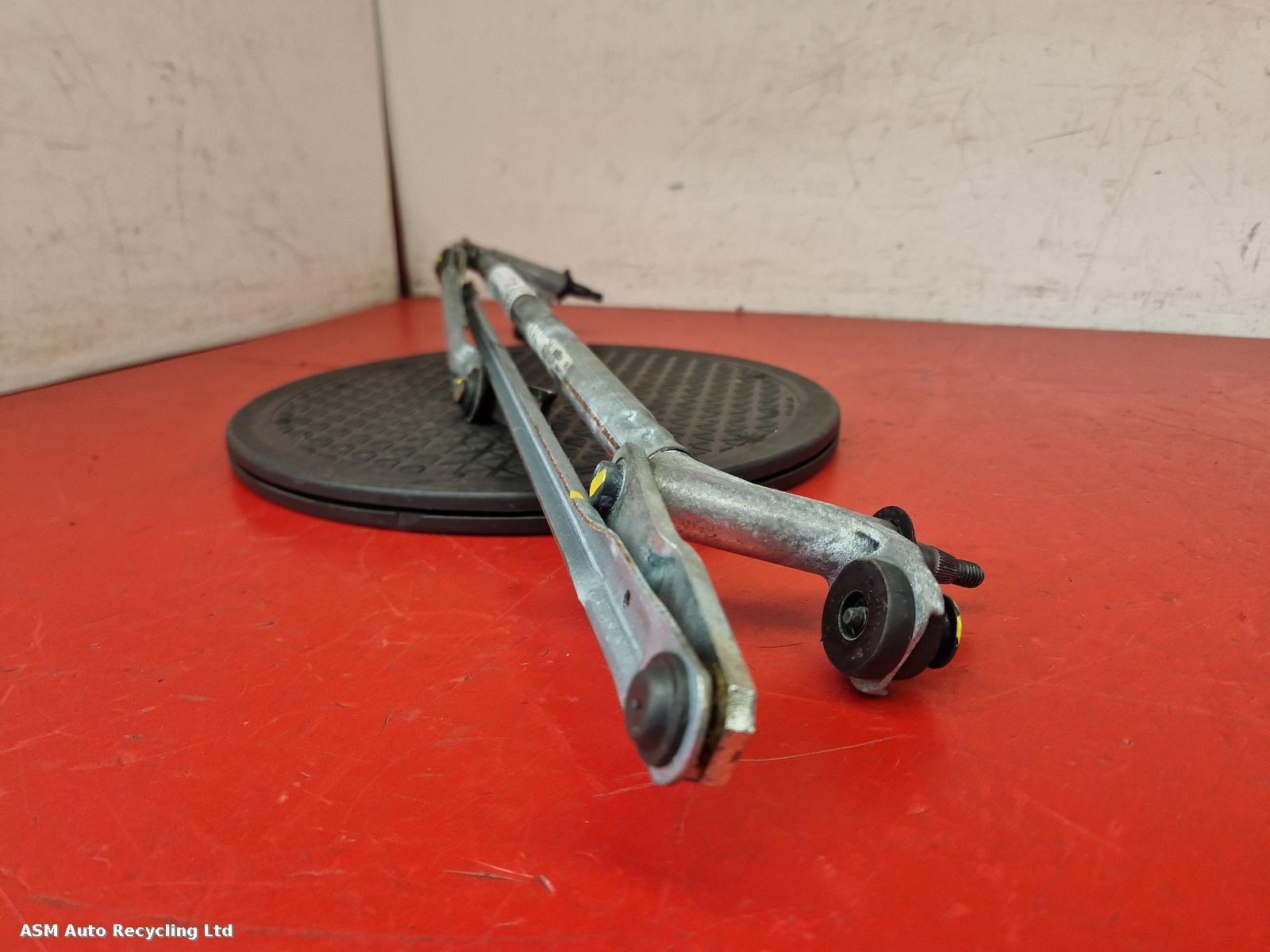View Auto part Wiper Linkage Volkswagen Golf 2011