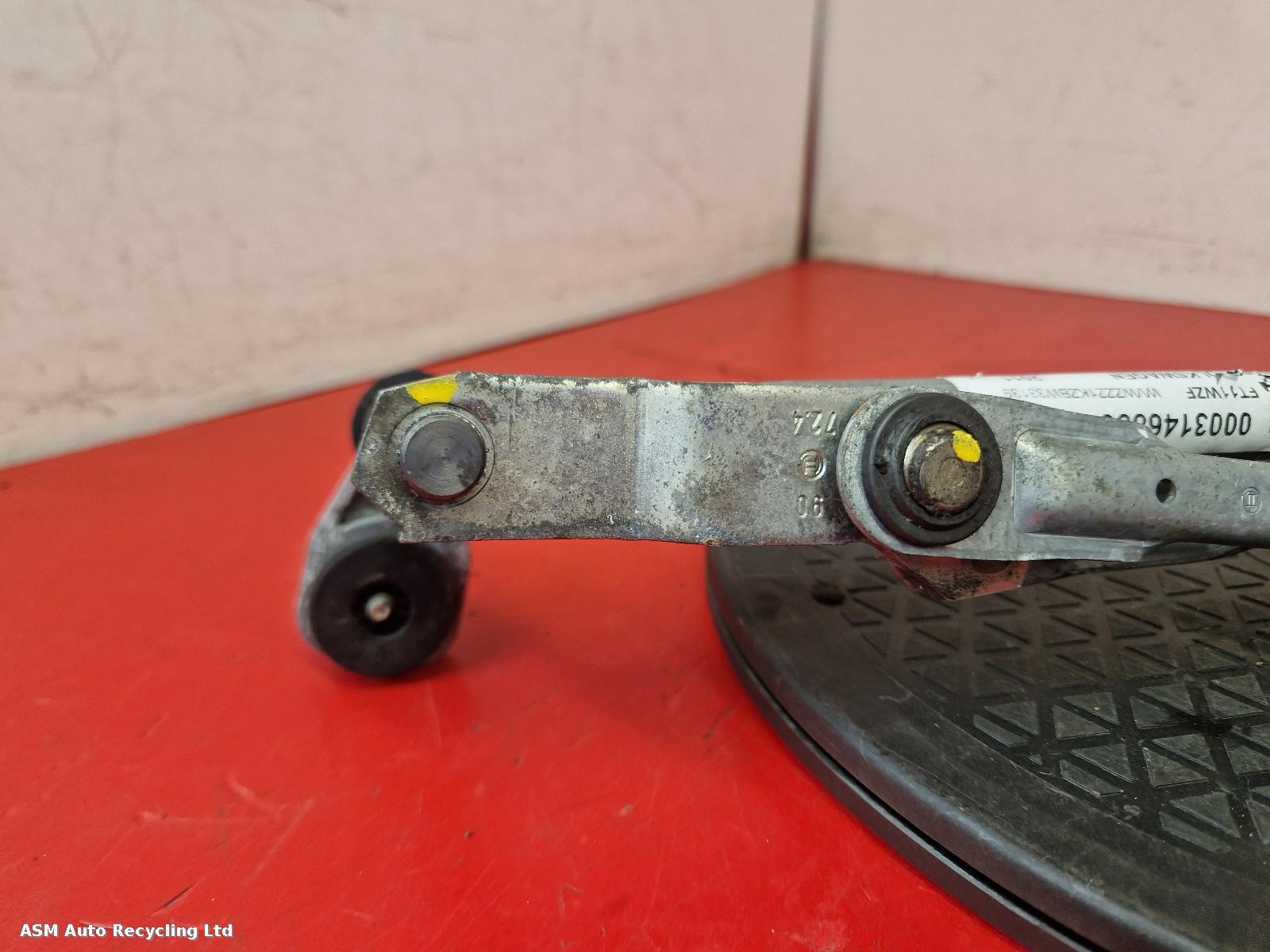 View Auto part Wiper Linkage Volkswagen Golf 2011