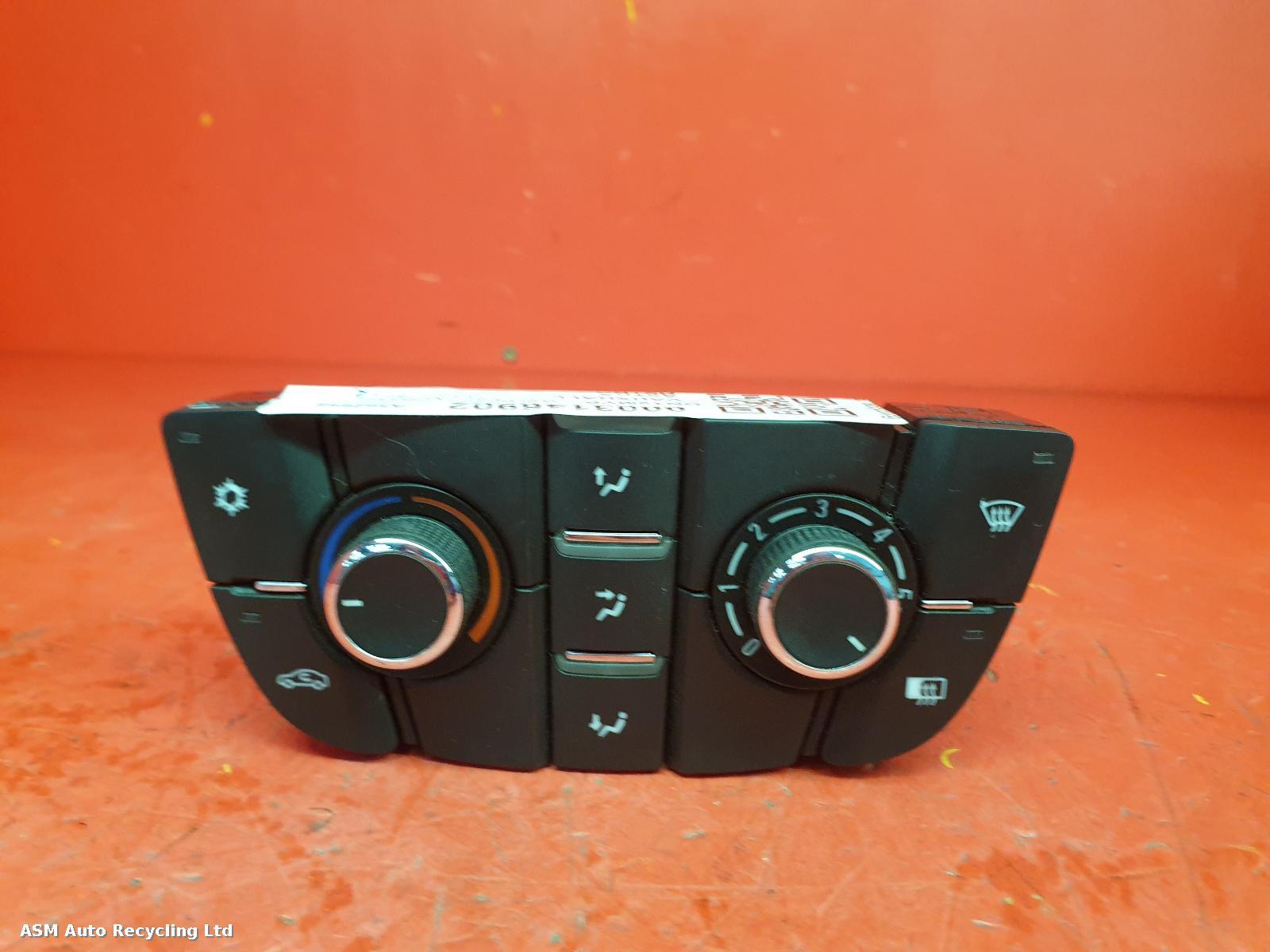 View Auto part Heater/AC Controller Vauxhall Astra 2012