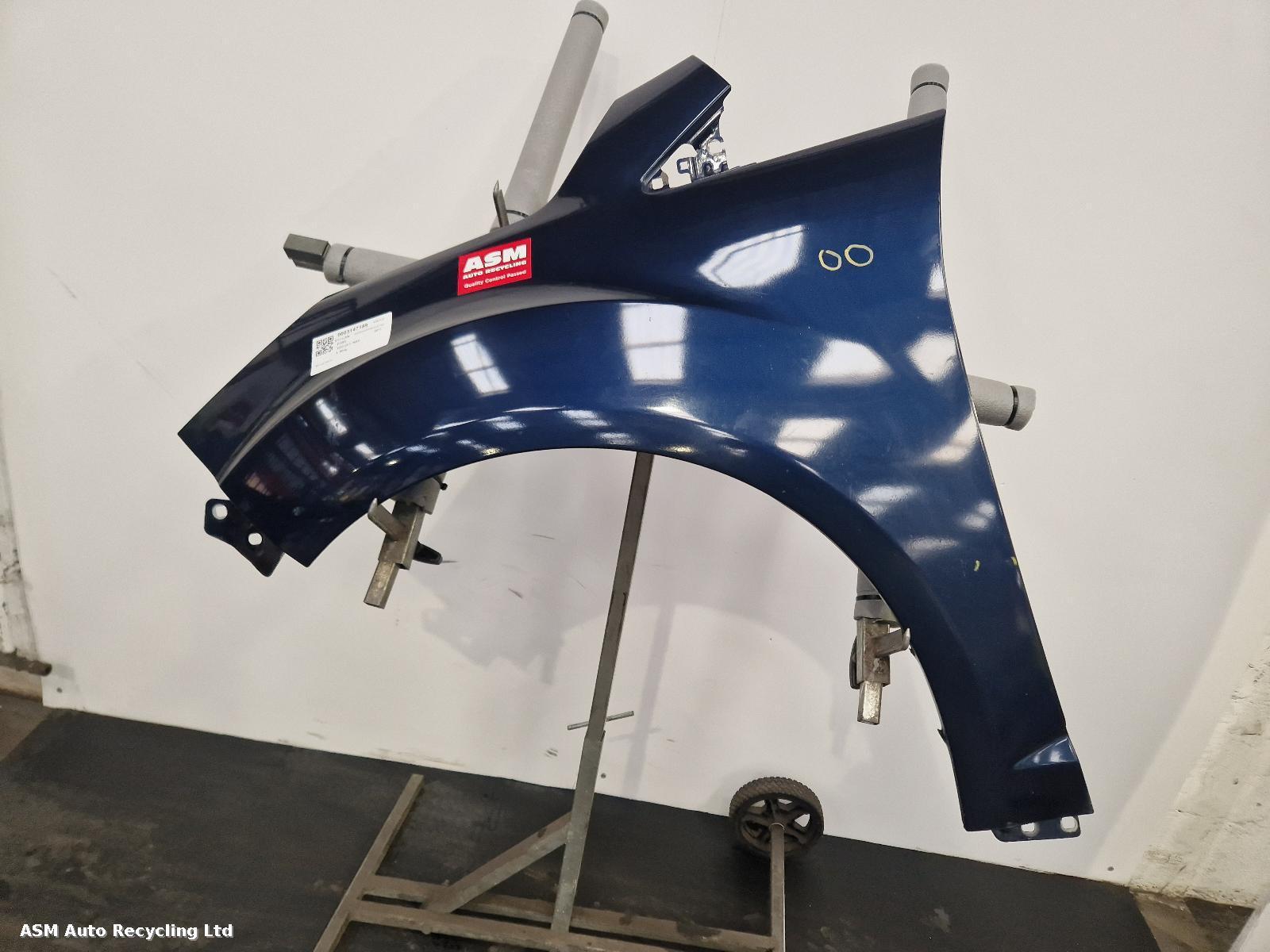 View Auto part L Wing Ford Focus C Max 2011