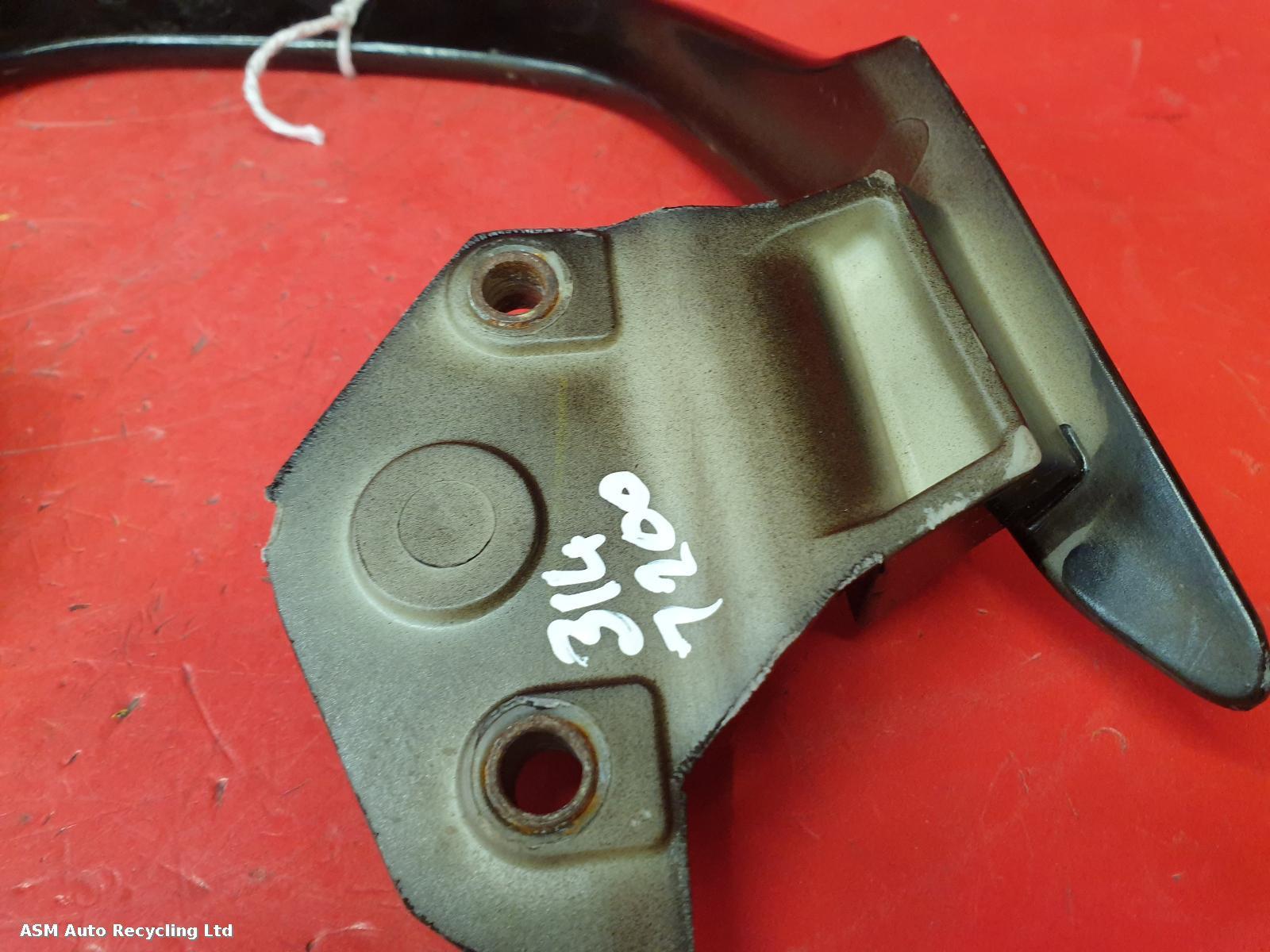View Auto part Grab Handle Honda Cbf125 2010