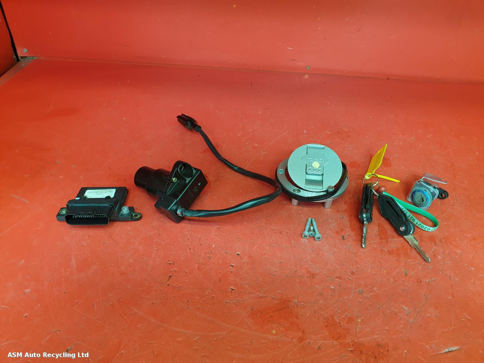 View Auto part Comp.Lock Set + Keys Lexmoto Lxr 125 2022