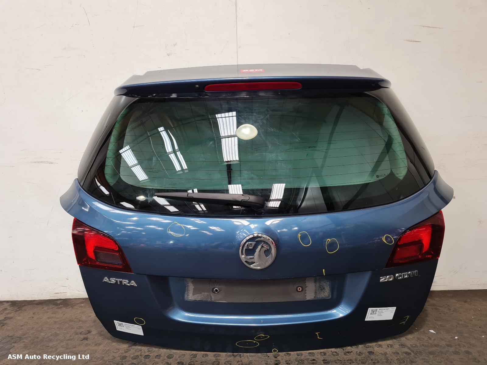 View Auto part Bootlid/Tailgate Vauxhall Astra 2014