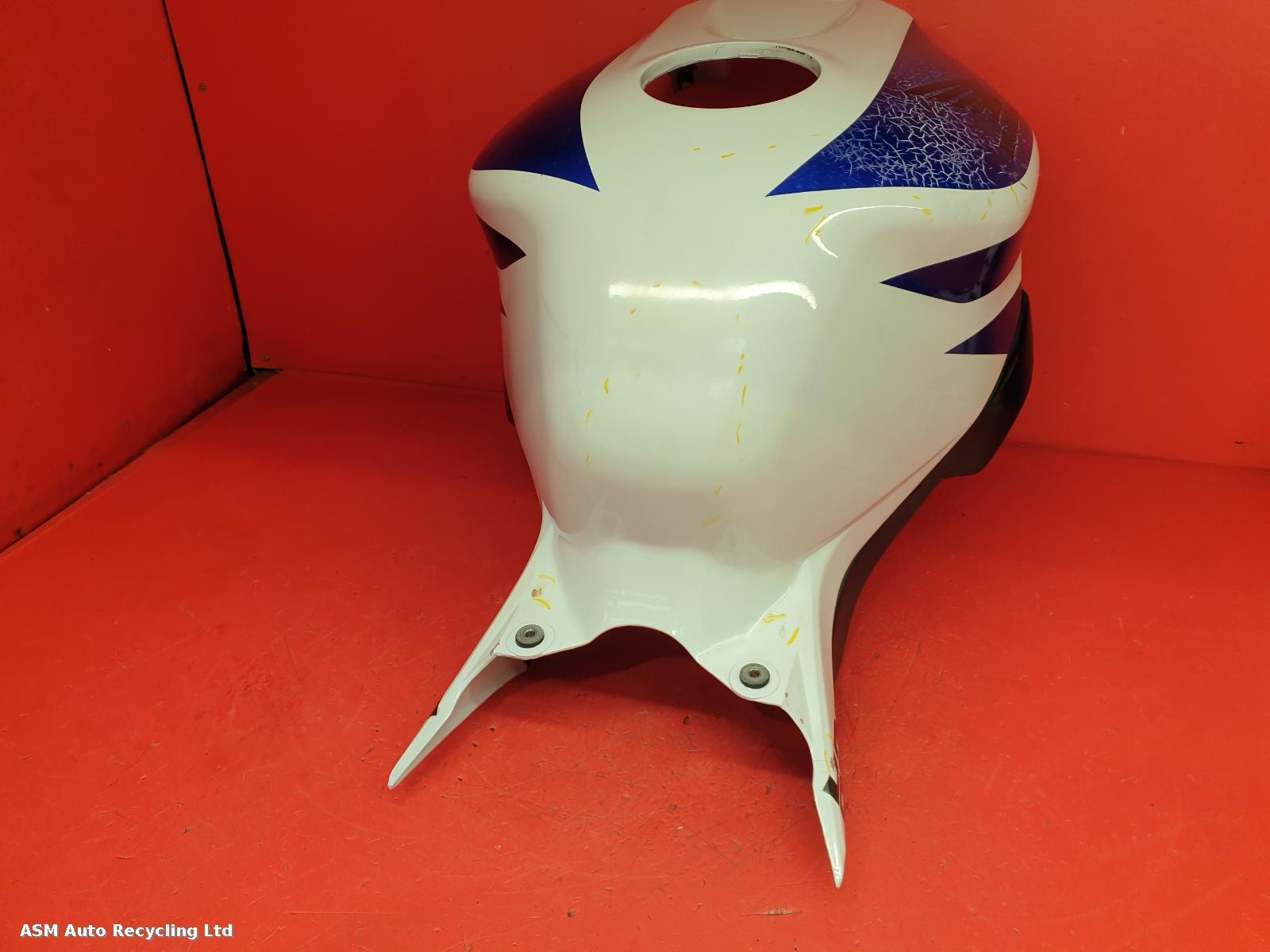 View Auto part Tank Trim Honda Cbr 1000 Rr-5 2005