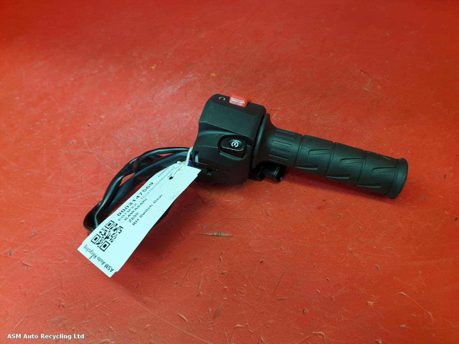 View Auto part RH Switch Gear Kawasaki Z650 Rs 2024