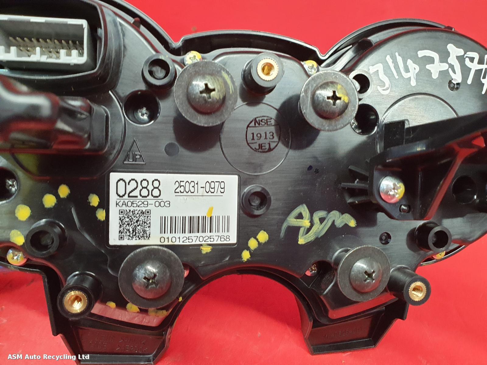 View Auto part Speedometer Kawasaki Z650 Rs 2024