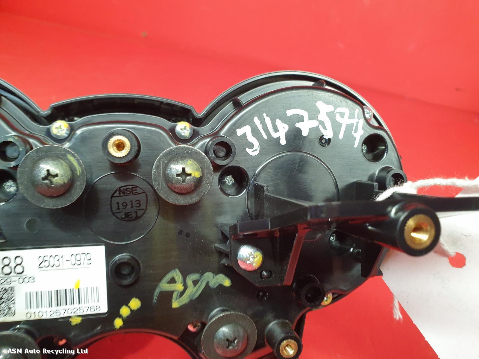 View Auto part Speedometer Kawasaki Z650 Rs 2024