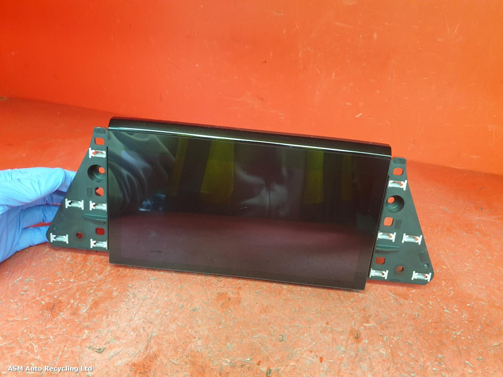View Auto part Radio Display Audi E-tron 2020