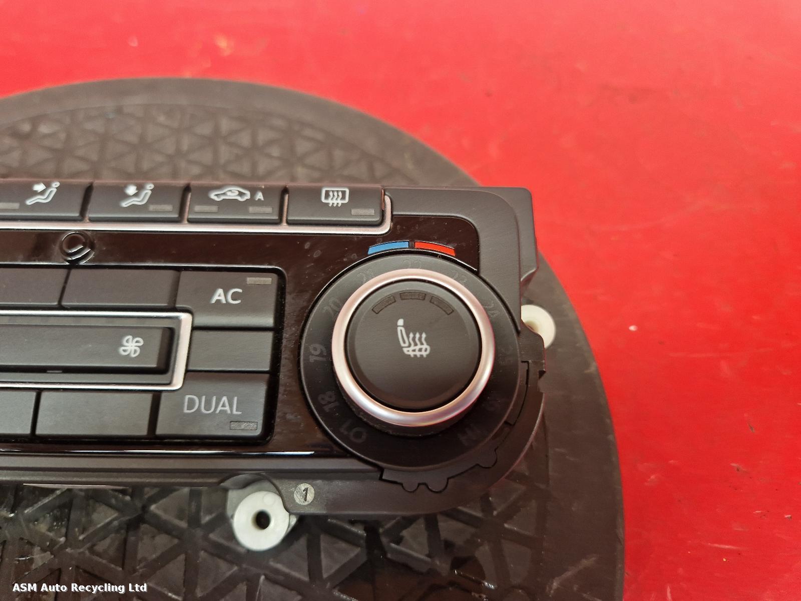 View Auto part Heater/AC Controller Volkswagen Golf 2012