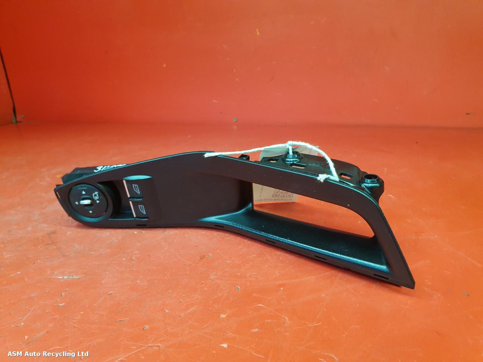 View Auto part Elect. Window Switch Ford Fiesta 2013