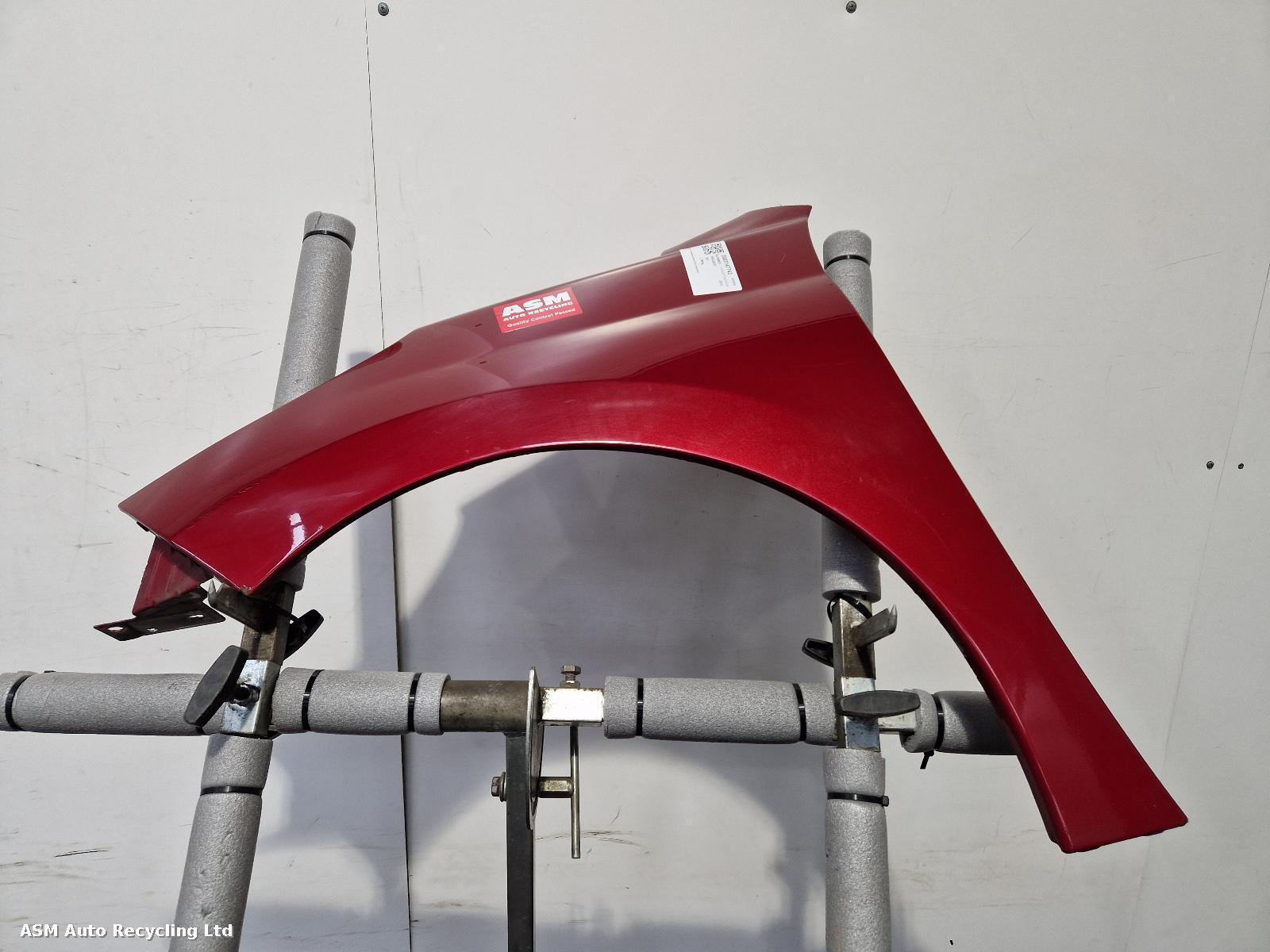View Auto part L Wing Peugeot 207 2010