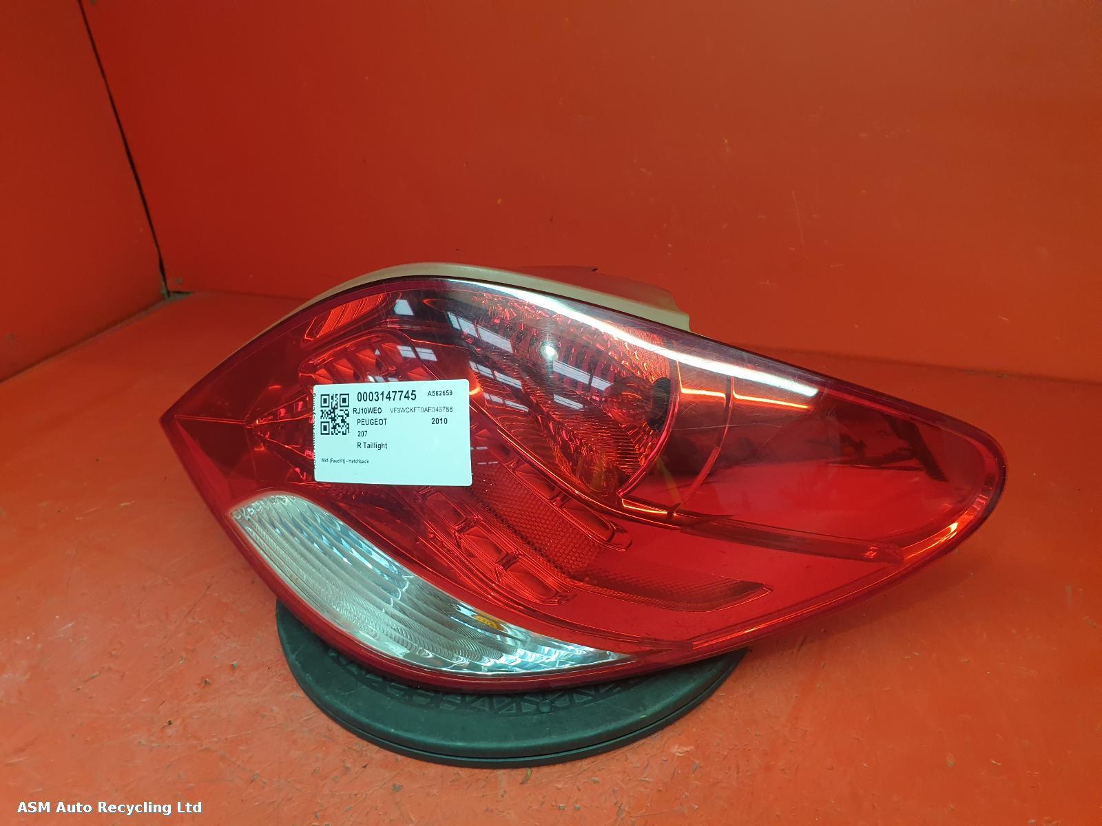 View Auto part R Taillight Peugeot 207 2010
