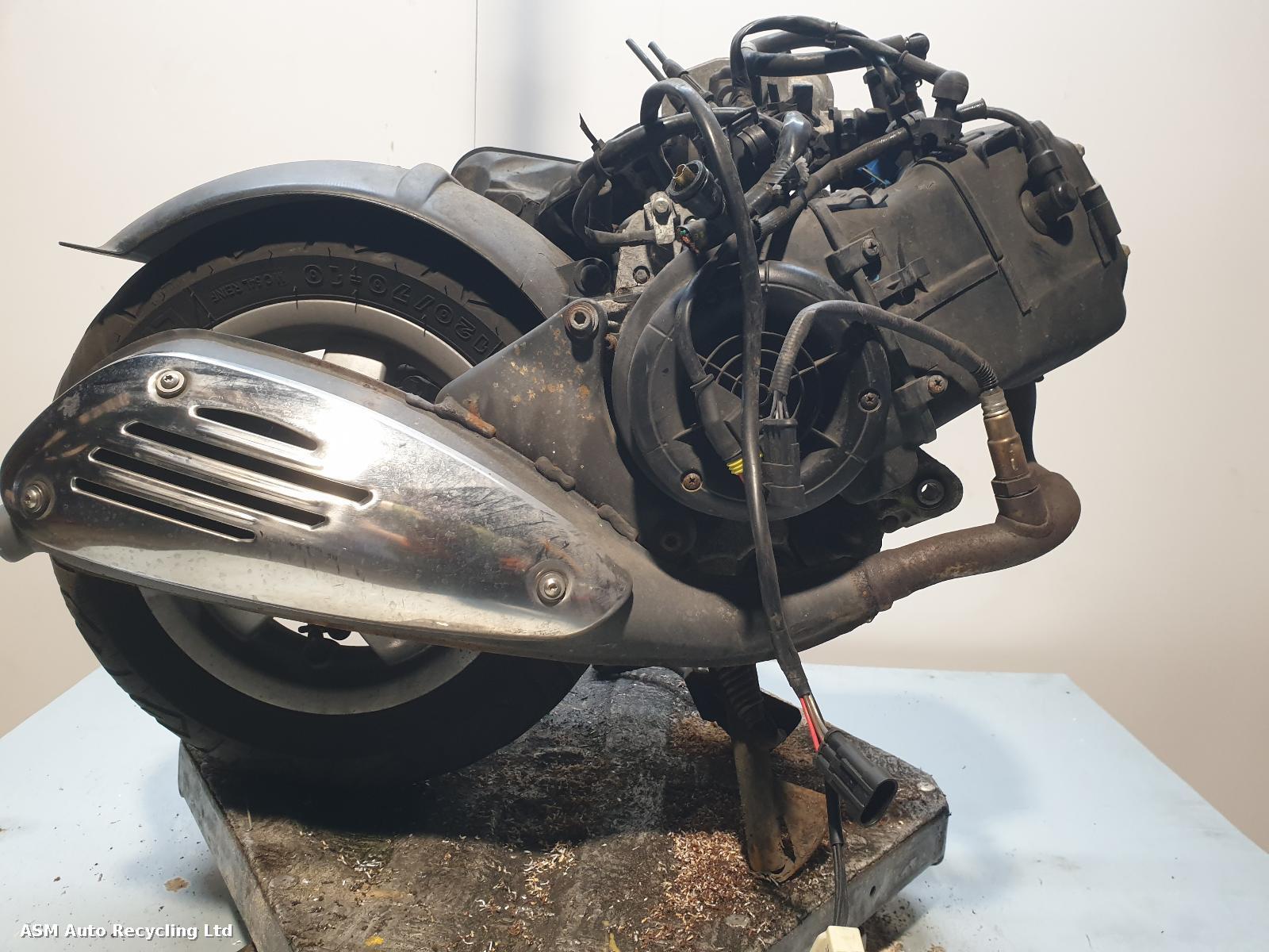 View Auto part Engine Piaggio Vespa S 125 2012