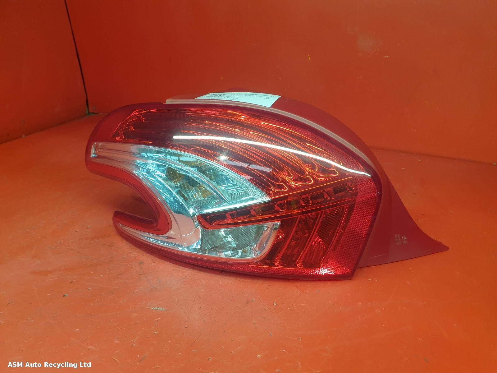 View Auto part L Taillight Peugeot 208 2012