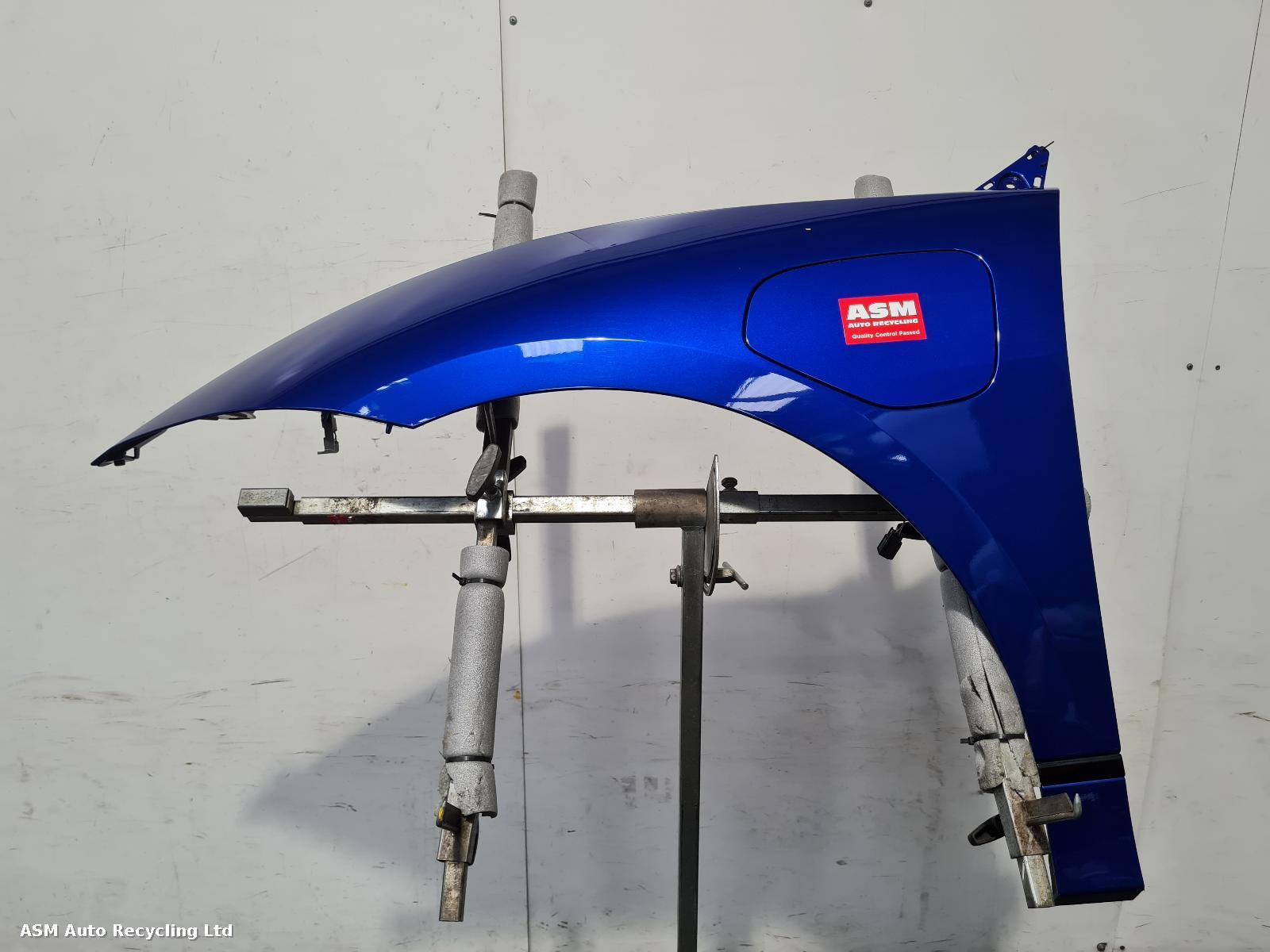 View Auto part L Wing Jaguar I-pace 2025