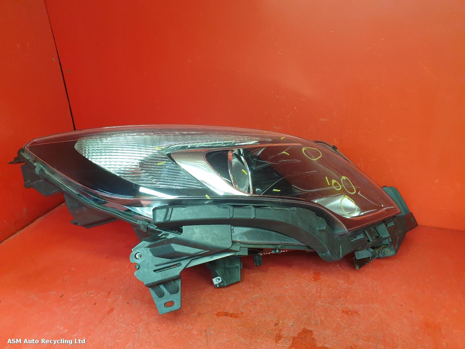View Auto part R Headlamp Vauxhall Zafira 2015