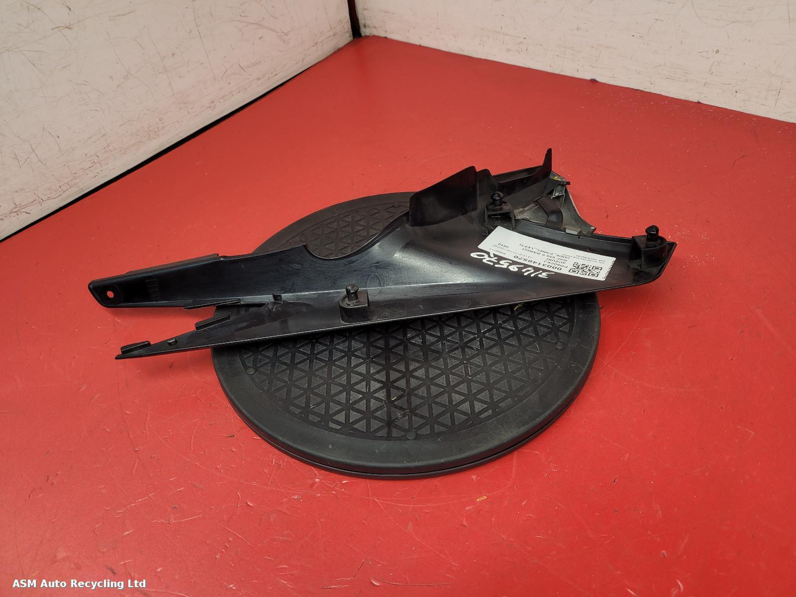 View Auto part Side Panel Left Suzuki Gsf 650 S Bandit 2010