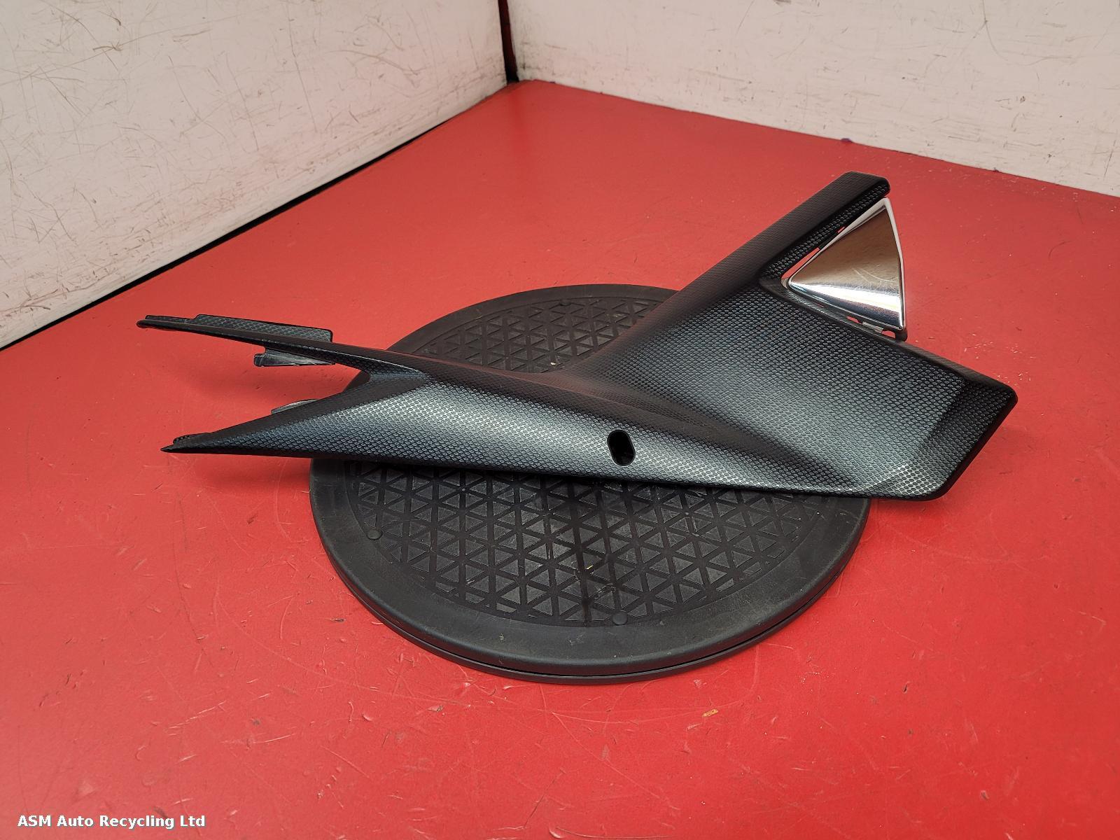 View Auto part Side Panel Right Suzuki Gsf 650 S Bandit 2010