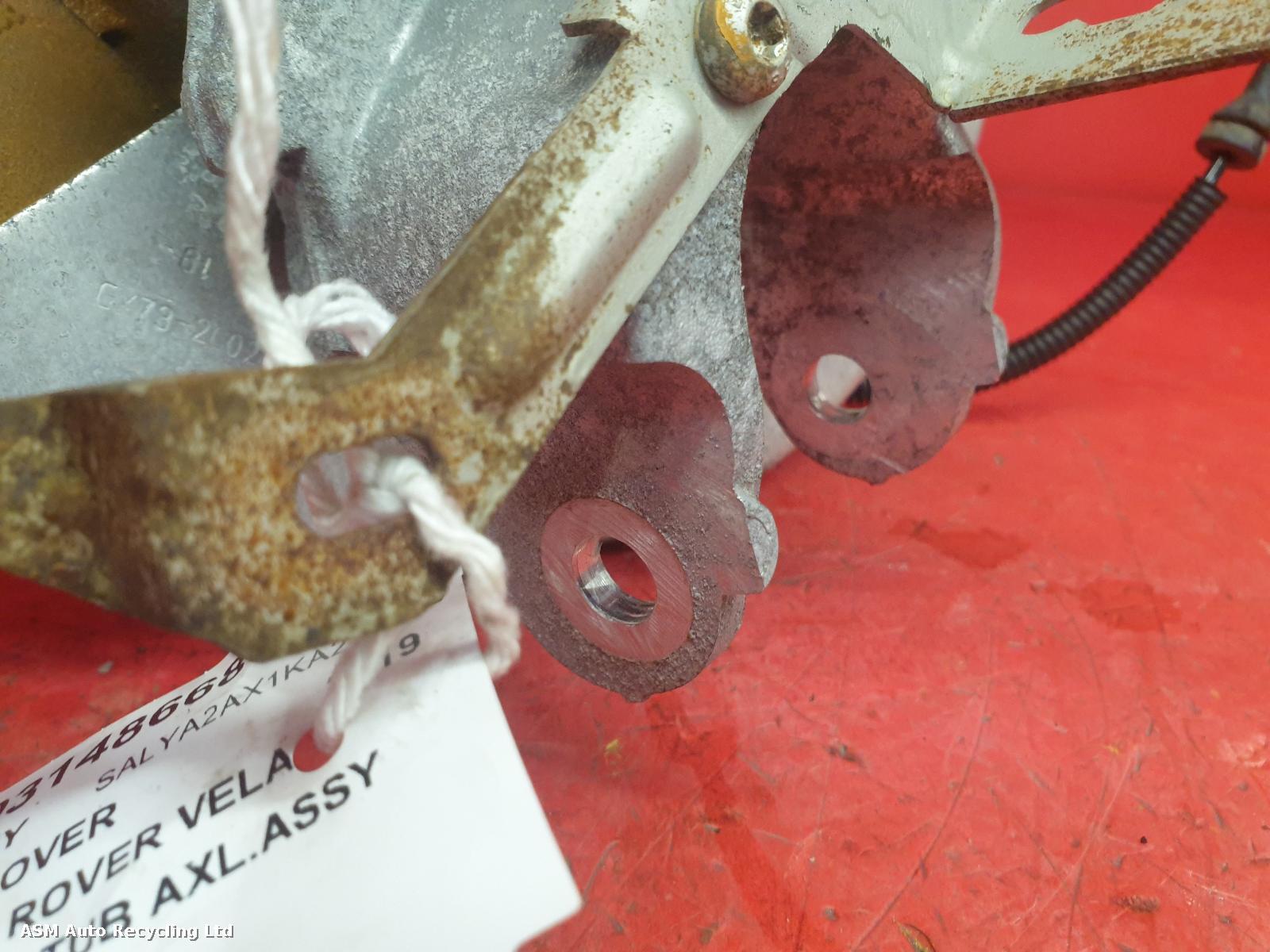 View Auto part RR Hub/Stub Axle Assembly Land Rover Range Rover Velar 2019