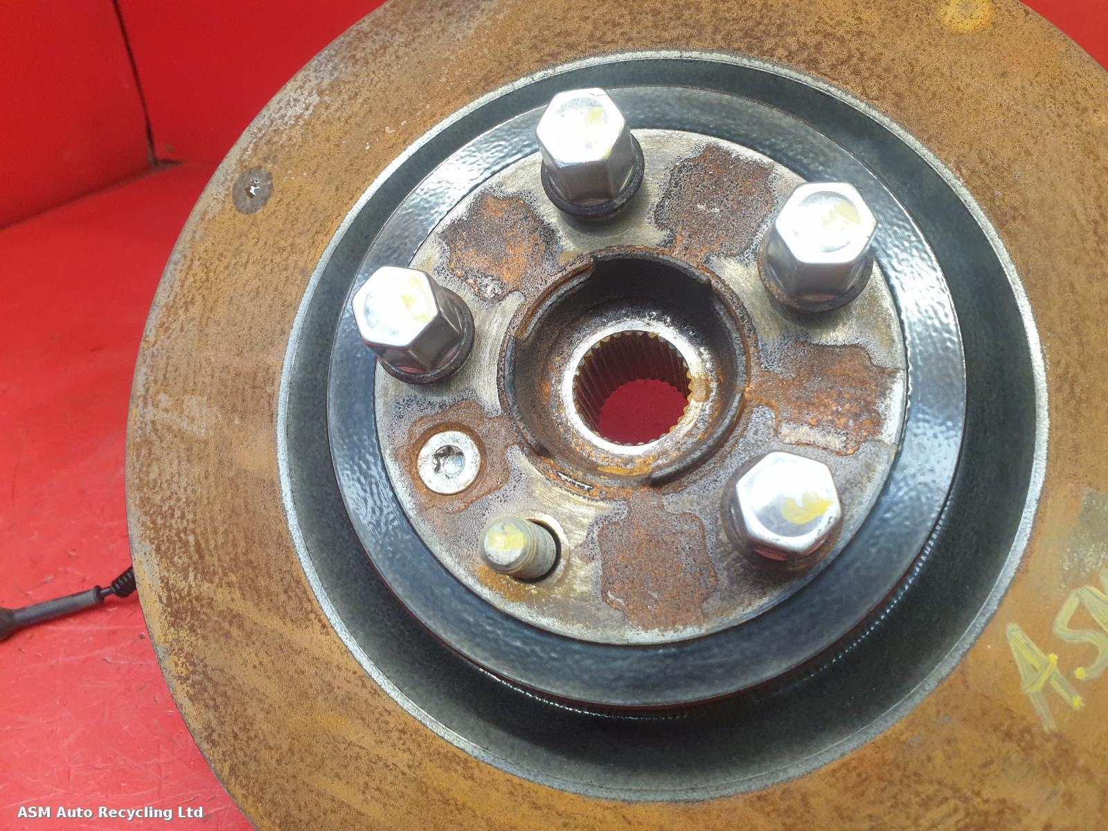 View Auto part RR Hub/Stub Axle Assembly Land Rover Range Rover Velar 2019