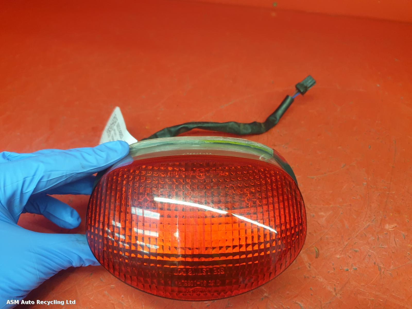 View Auto part Taillight Triumph Sprint 955 Rs 2002