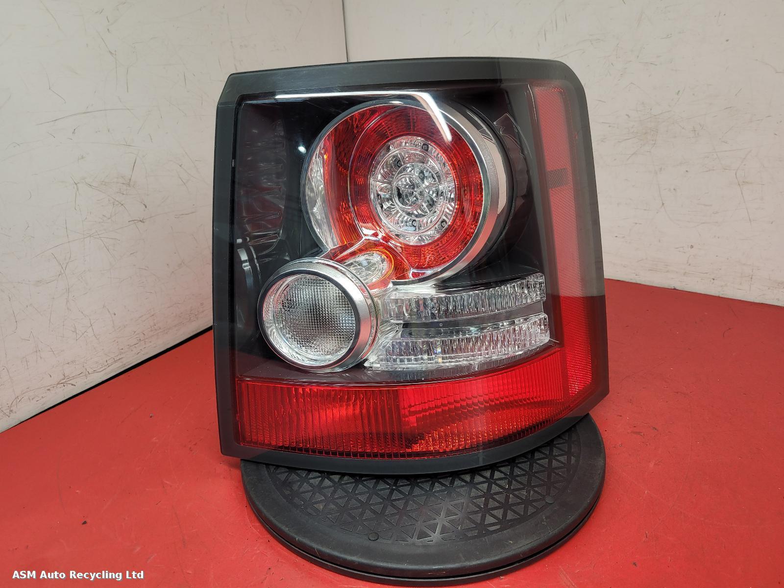 View Auto part R Taillight Land Rover Range Rover Sport 2010