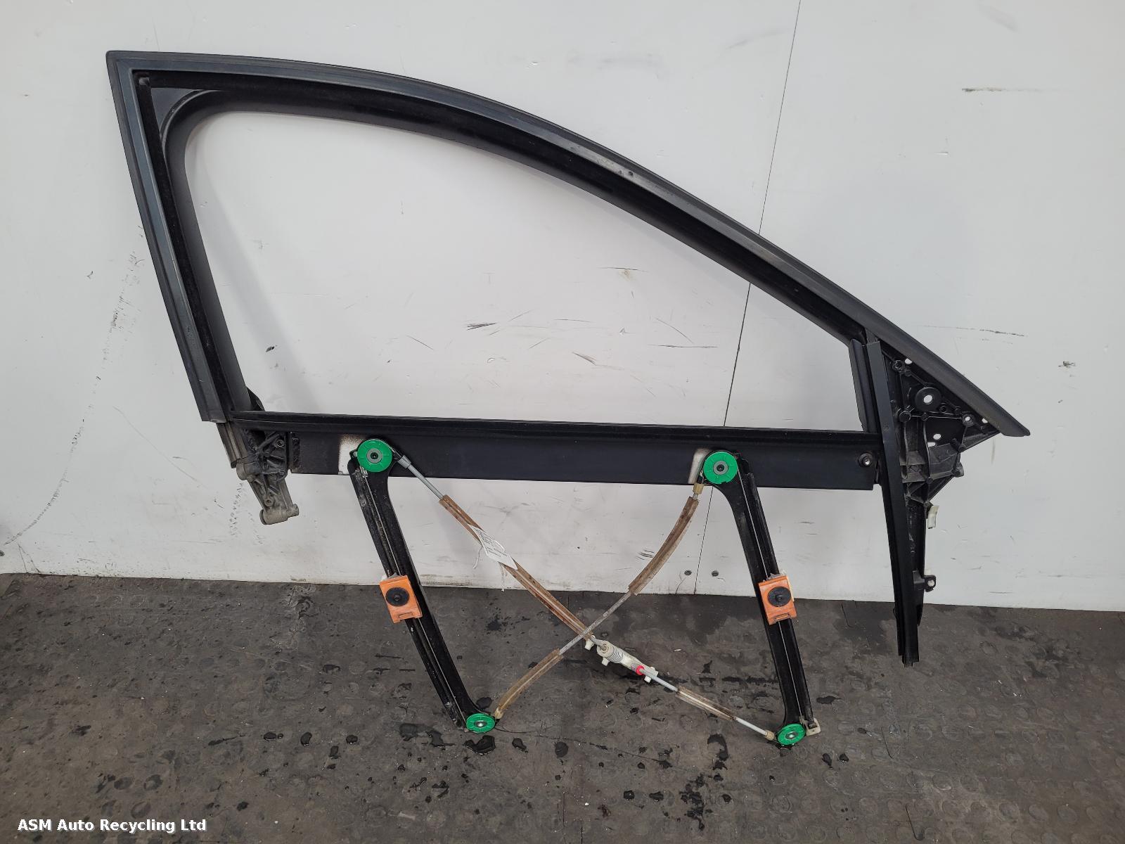 View Auto part RF Window Regulator Audi A3 2012