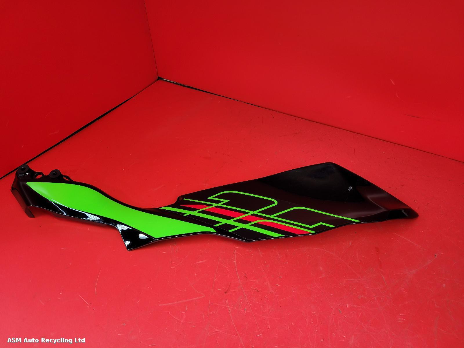 View Auto part Side Panel Right Kawasaki Ninja 125 2024