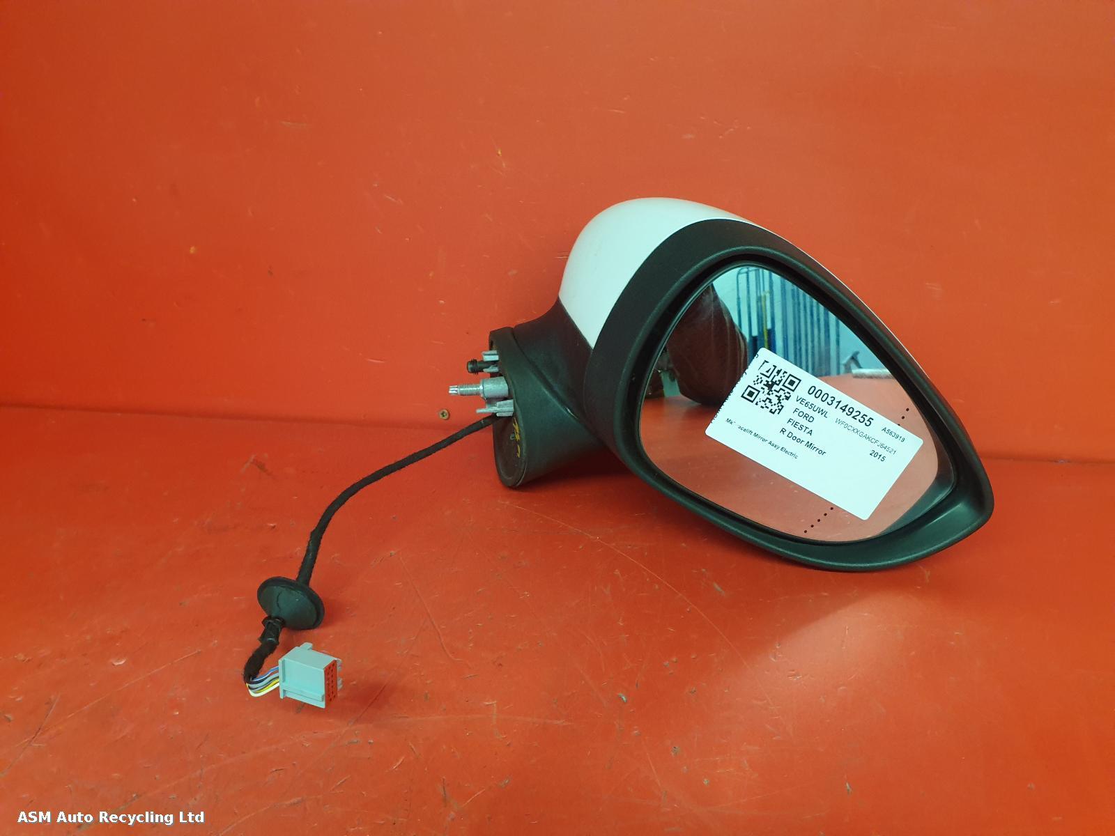 View Auto part R Door Mirror Ford Fiesta 2015