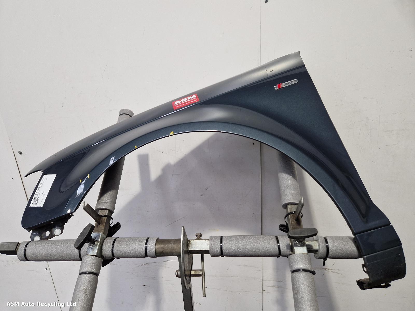 View Auto part L Wing Audi A3 2009